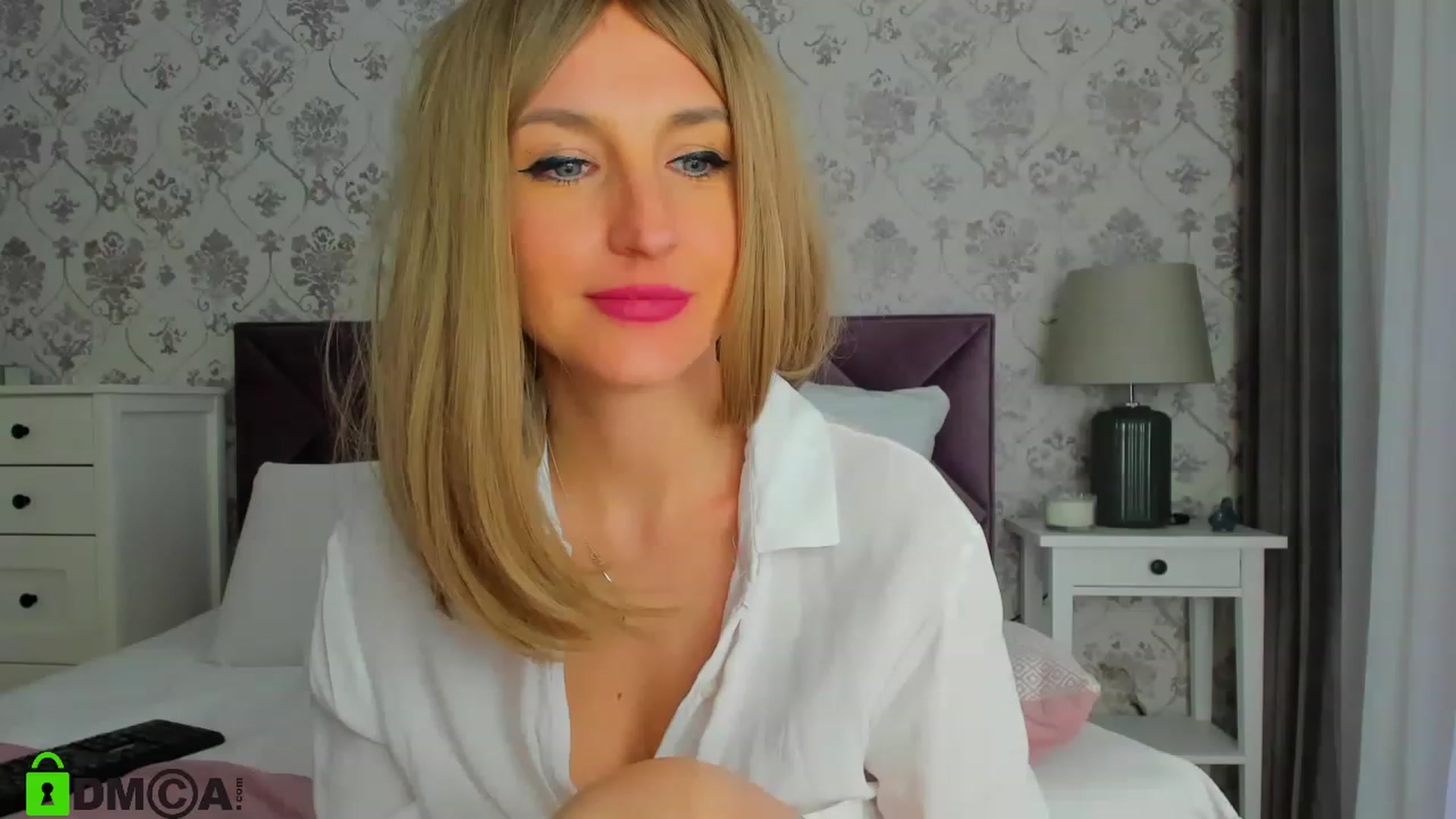 Gallery image thumbnail from HNYHelenka's myfreecams stream on, 04/12/2023, 13:36 image 16 of 20
