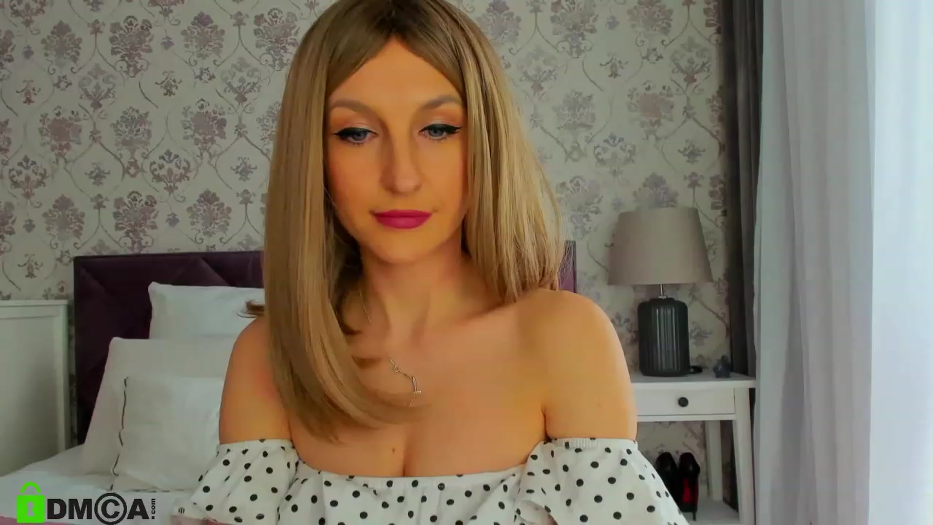 Gallery image thumbnail from HNYHelenka's myfreecams stream on, 04/14/2023, 12:32 image 17 of 20