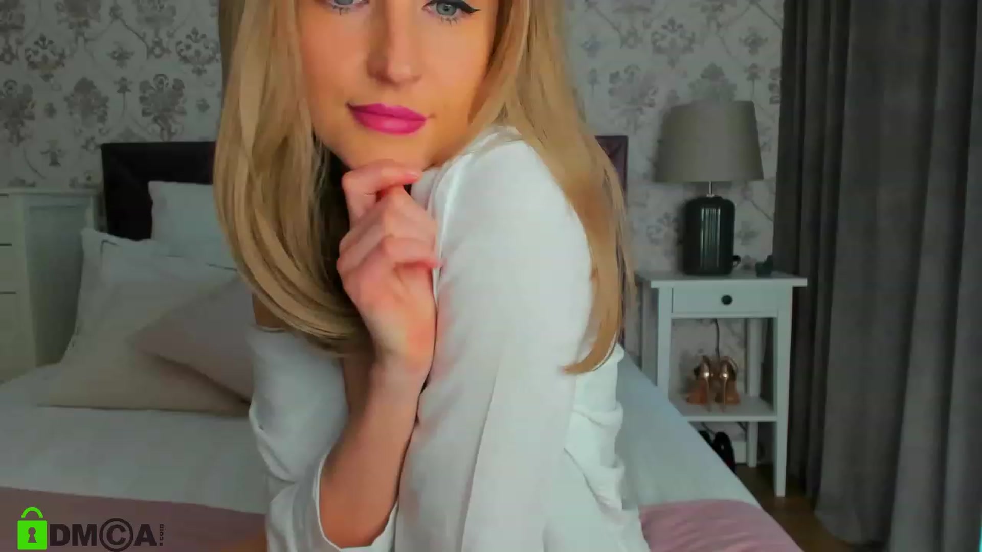 Gallery image thumbnail from HNYHelenka's myfreecams stream on, 05/05/2023, 10:38 image 4 of 20