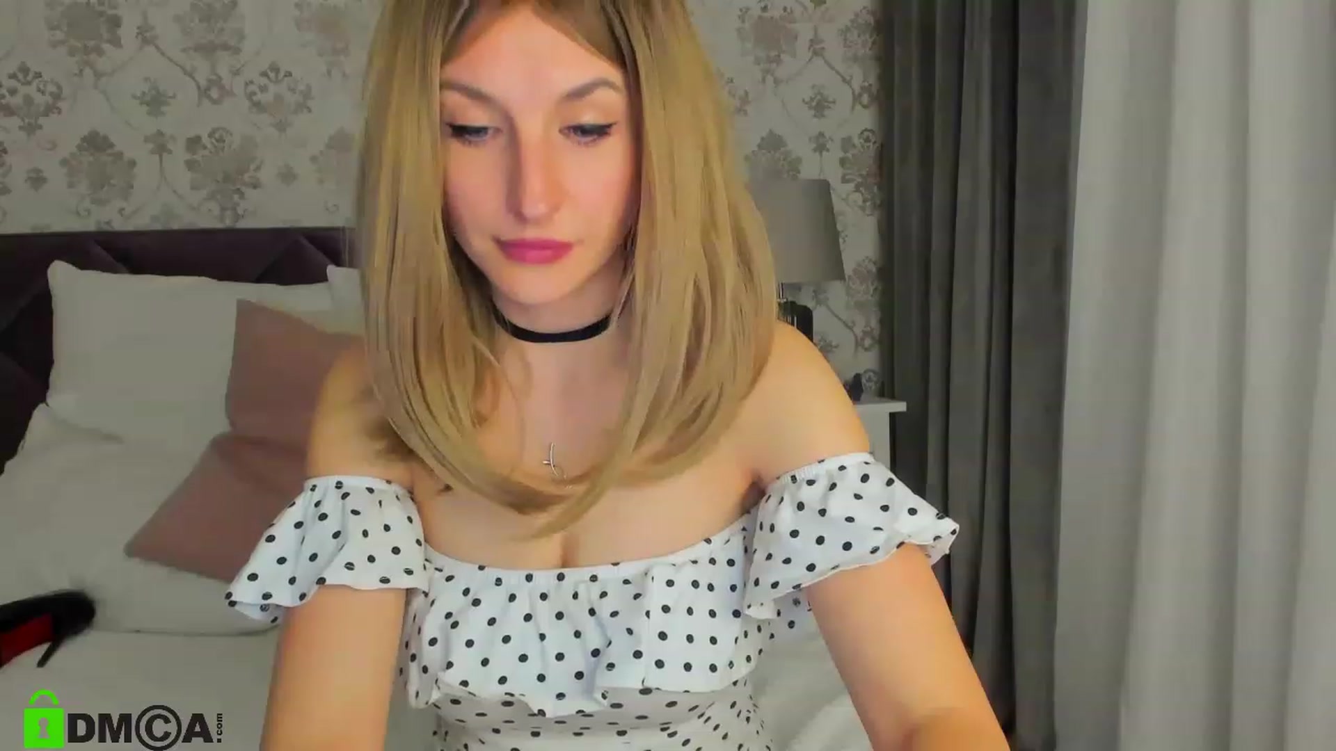 Gallery image thumbnail from HNYHelenka's myfreecams stream on, 05/06/2023, 22:23 image 6 of 20
