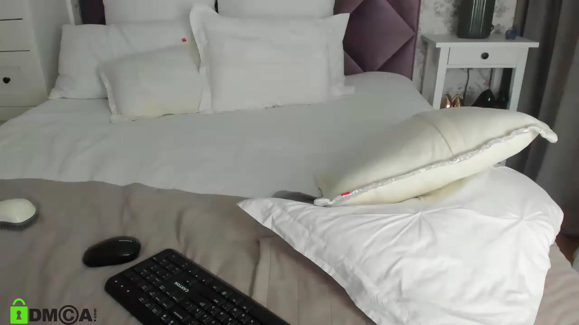 Gallery image thumbnail from HNYHelenka's myfreecams stream on, 05/23/2023, 23:35 image 20 of 20