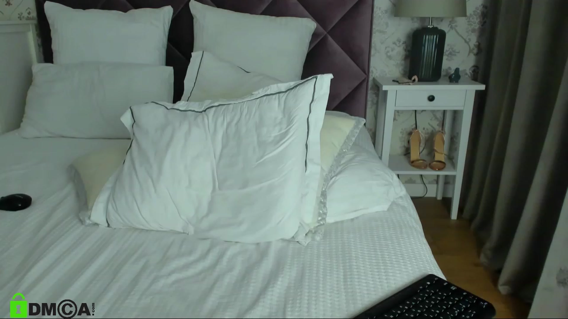 Gallery image thumbnail from HNYHelenka's myfreecams stream on, 07/10/2023, 13:55 image 8 of 20