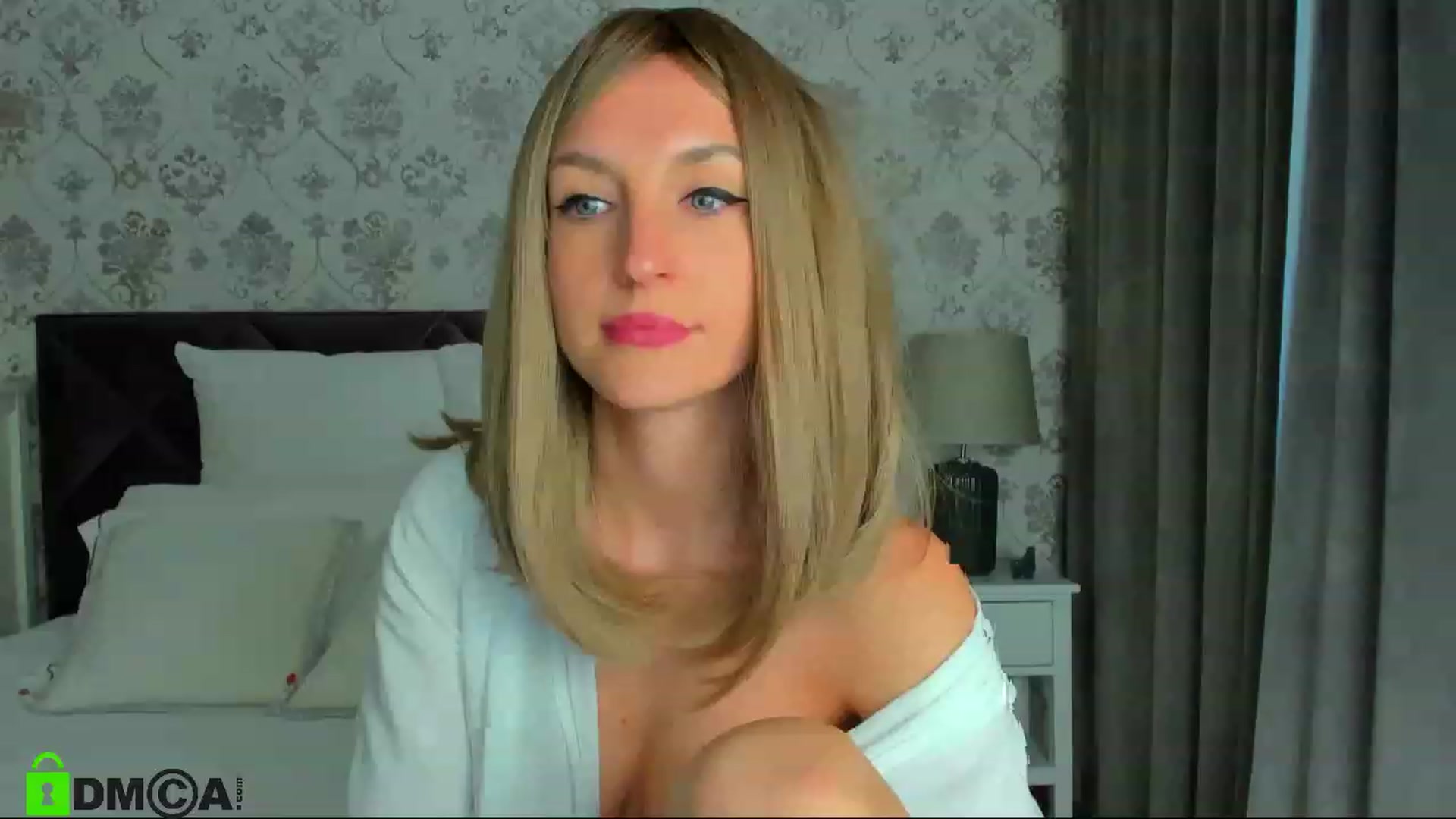 Gallery image thumbnail from HNYHelenka's myfreecams stream on, 08/01/2023, 07:25 image 16 of 20