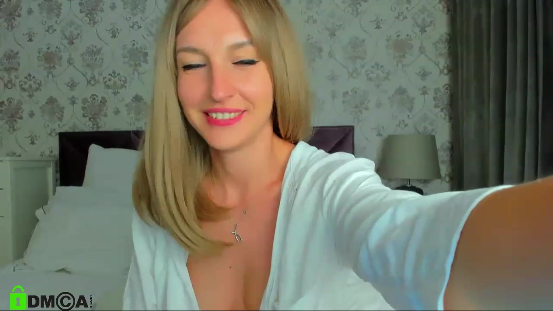 Gallery image thumbnail from HNYHelenka's myfreecams stream on, 08/07/2023, 11:48 image 15 of 20