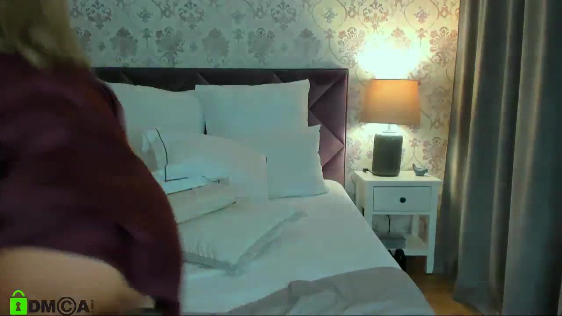 Gallery image thumbnail from HNYHelenka's myfreecams stream on, 09/18/2023, 13:17 image 17 of 20