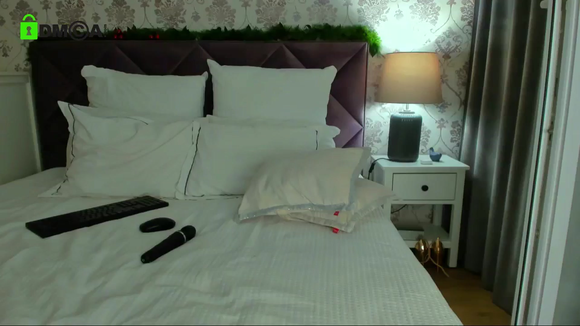 Gallery image thumbnail from HNYHelenka's myfreecams stream on, 01/29/2024, 01:36 image 13 of 20