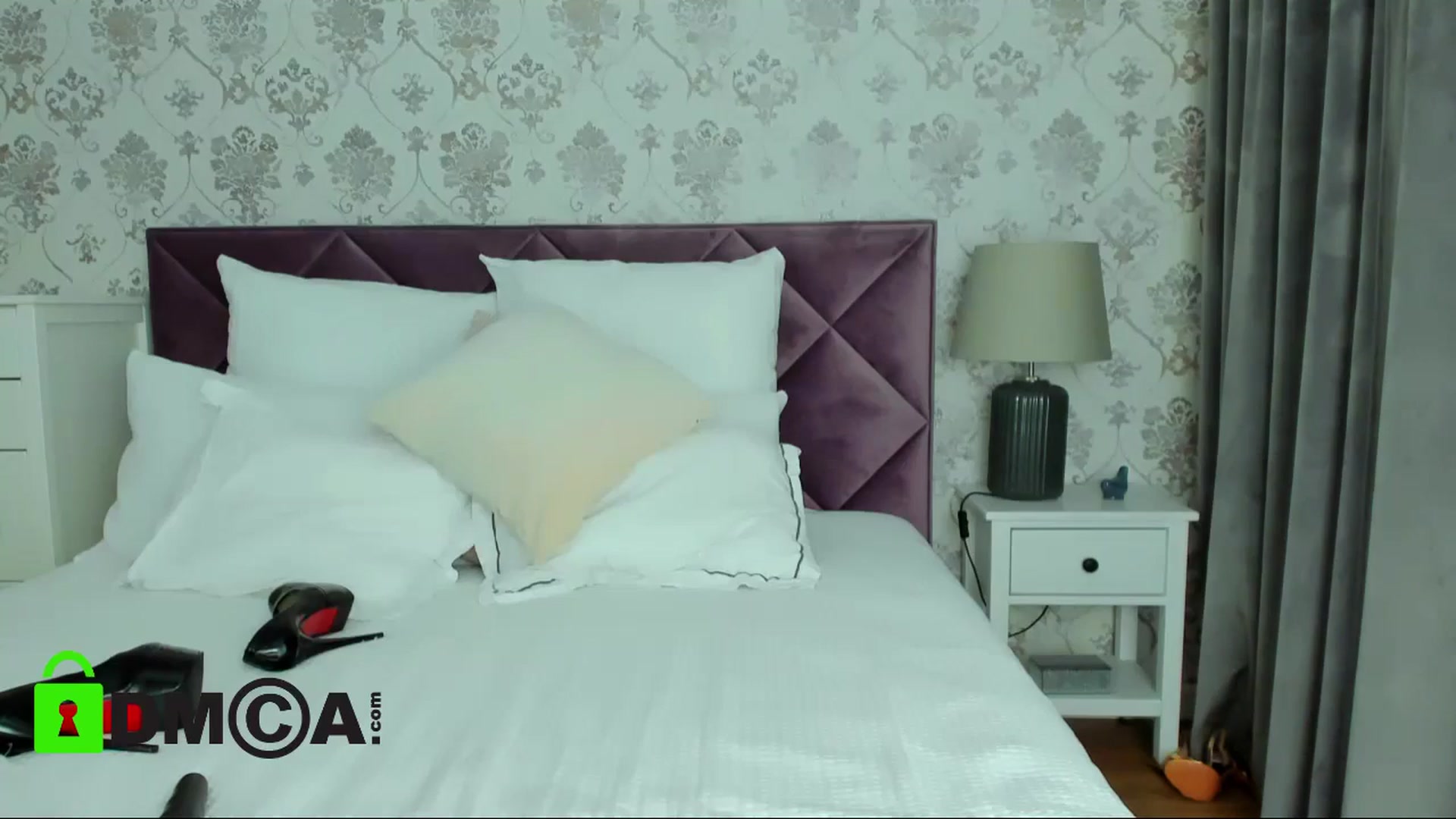 Gallery image thumbnail from HNYHelenka's myfreecams stream on, 06/21/2024, 12:59 image 7 of 20