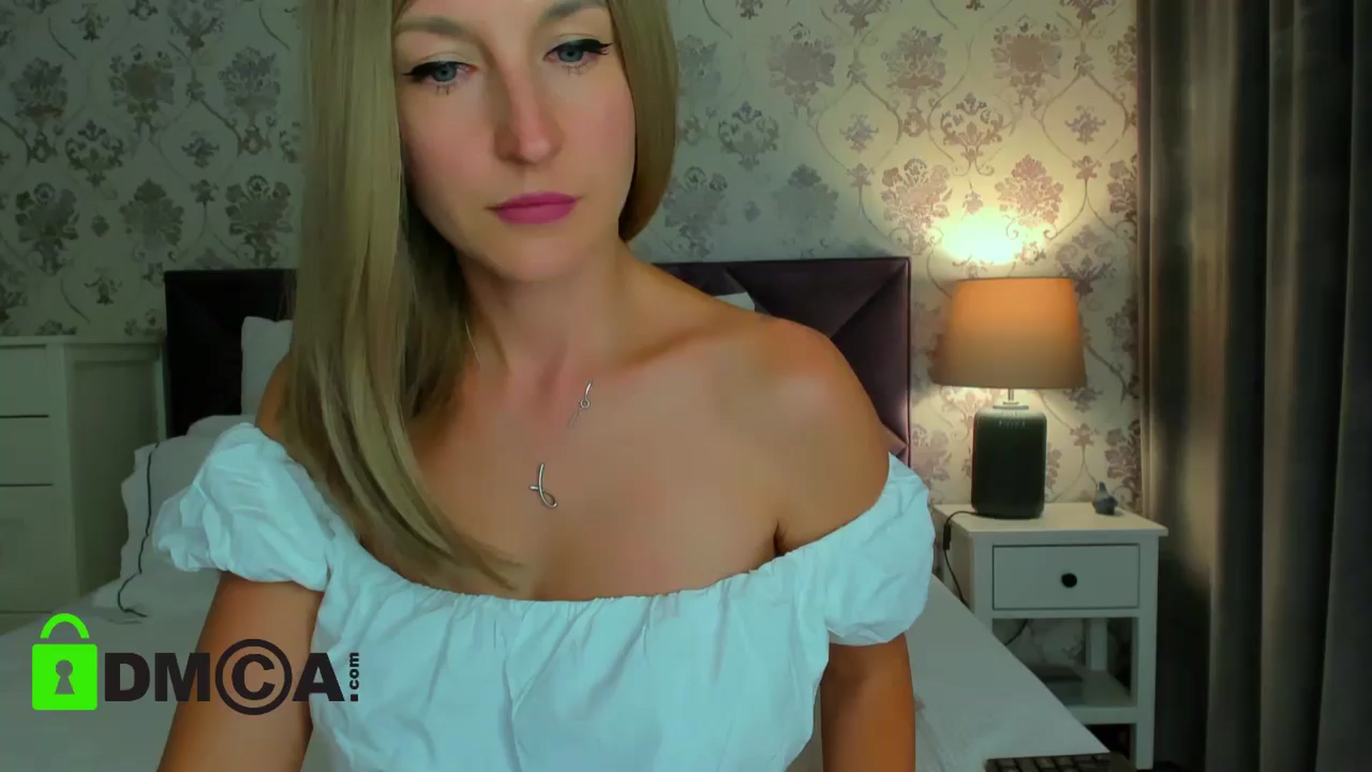 Gallery image thumbnail from HNYHelenka's myfreecams stream on, 08/16/2024, 22:31 image 3 of 20