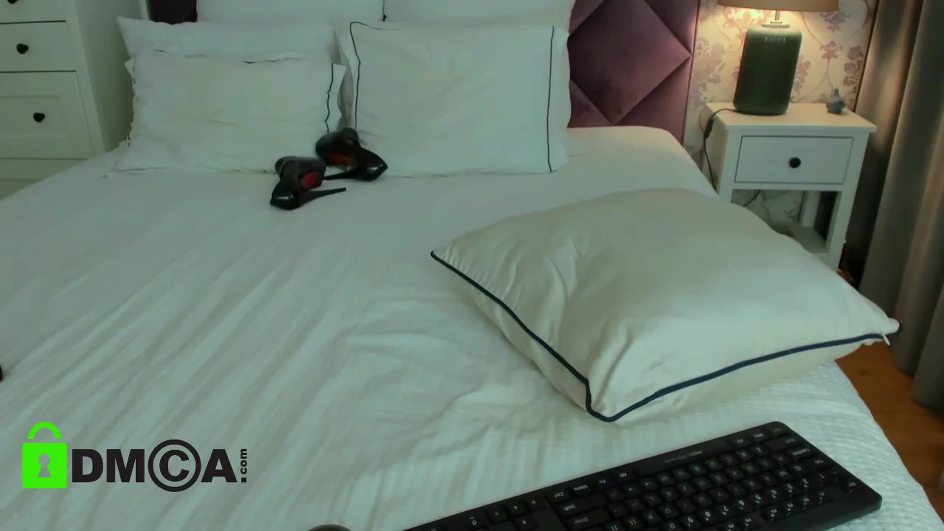 Gallery image thumbnail from HNYHelenka's myfreecams stream on, 08/29/2024, 11:40 image 13 of 20