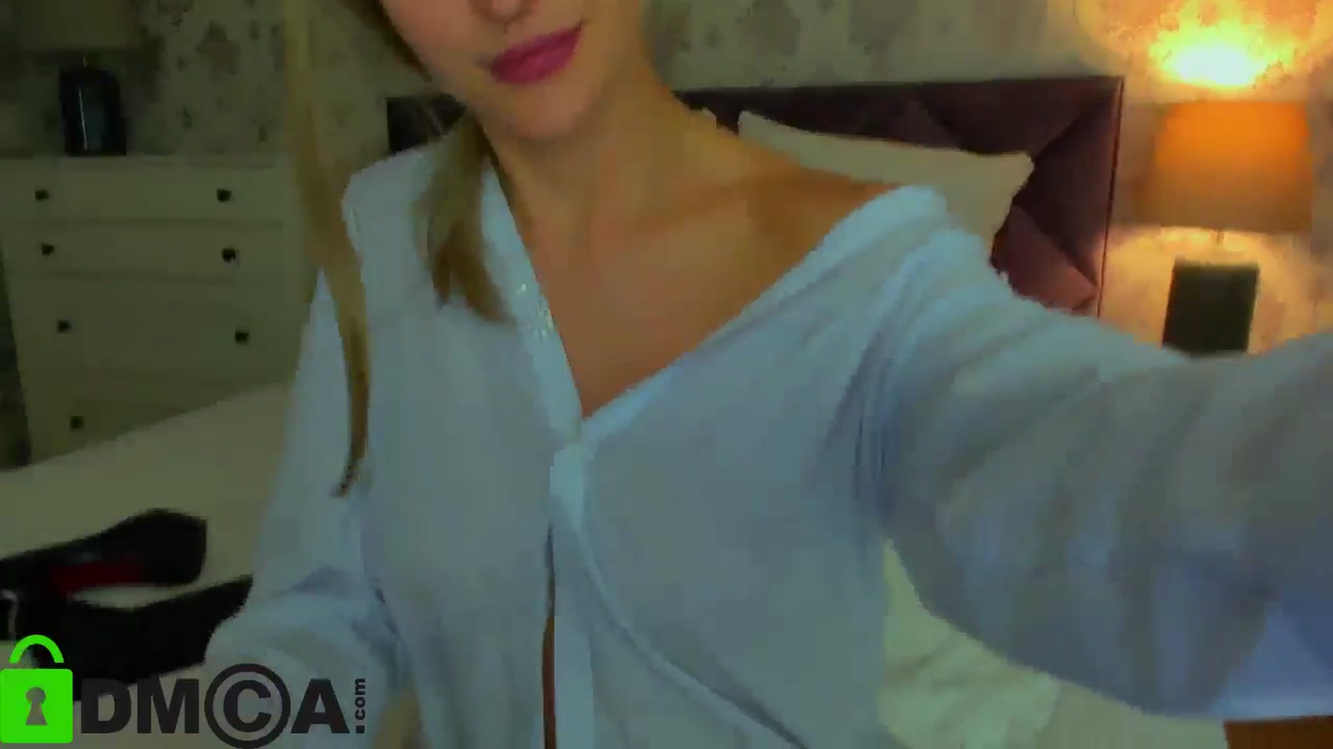 Gallery image thumbnail from HNYHelenka's myfreecams stream on, 09/23/2024, 13:10 image 17 of 20