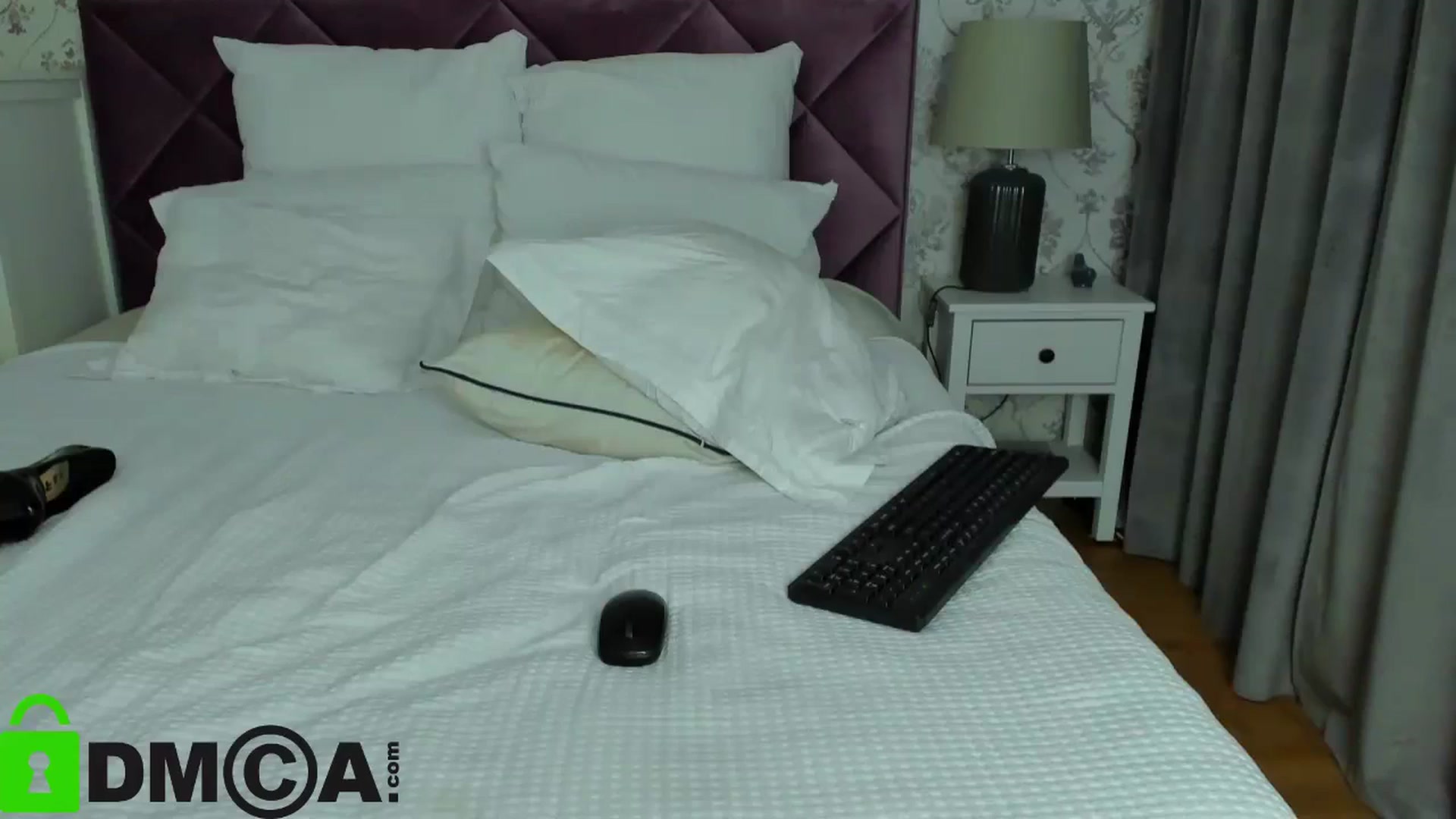 Gallery image thumbnail from HNYHelenka's myfreecams stream on, 09/28/2024, 15:33 image 16 of 20