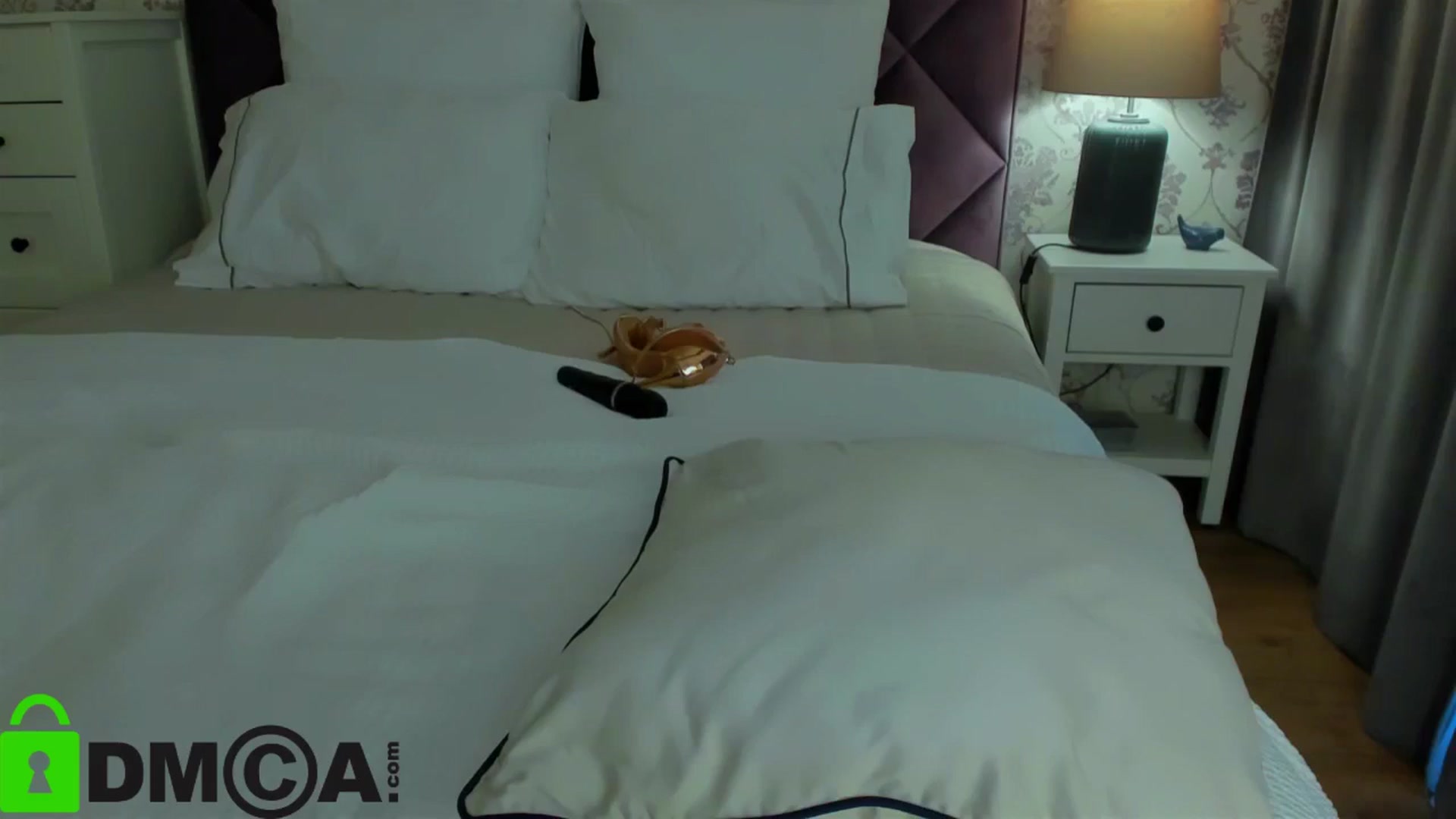 Gallery image thumbnail from HNYHelenka's myfreecams stream on, 10/15/2024, 10:35 image 12 of 20