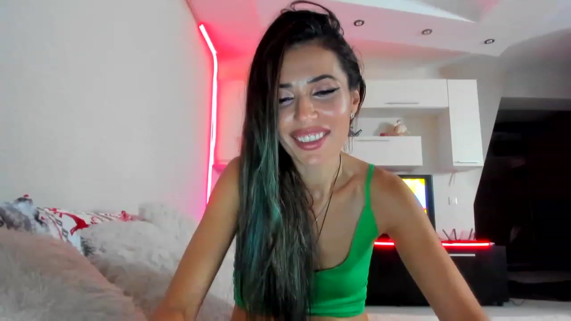 Gallery image thumbnail from HOHOimWET's myfreecams stream on, 11/23/2022, 07:17 image 16 of 20