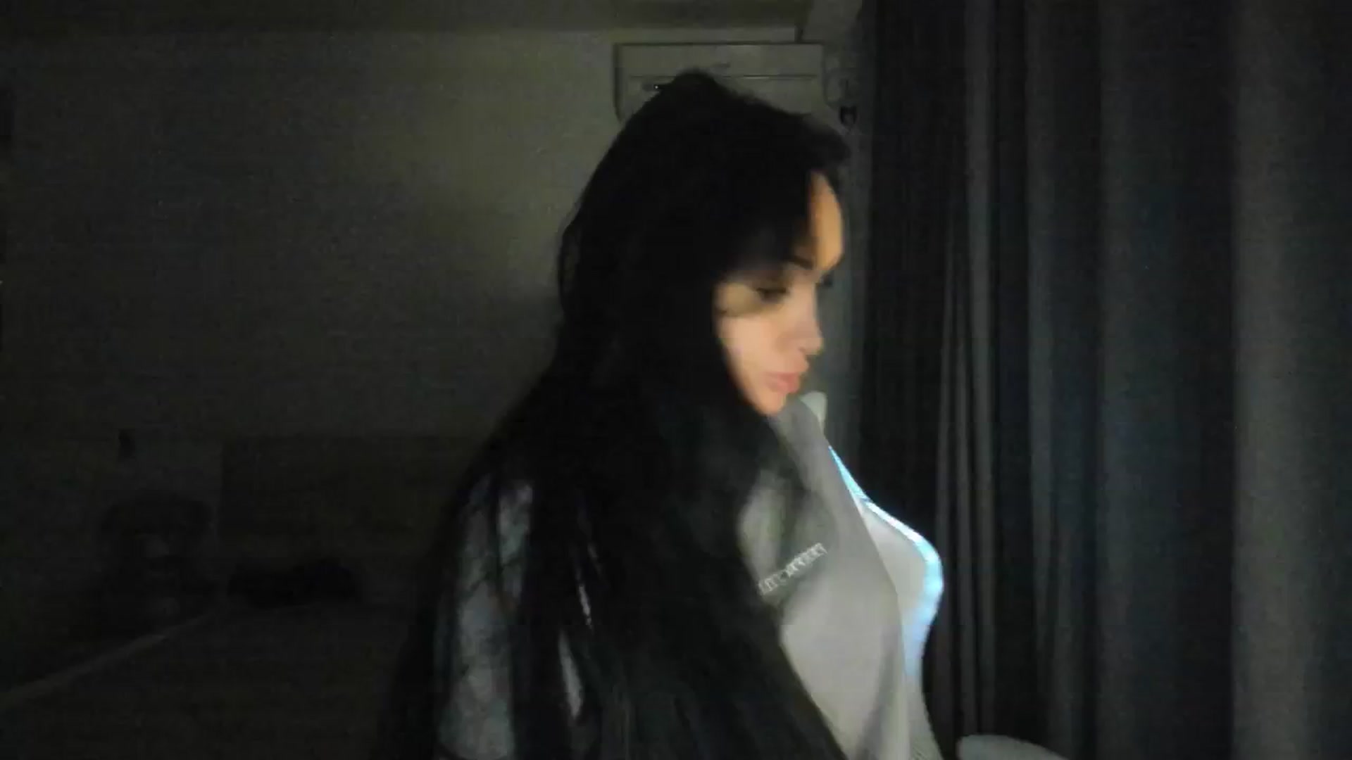 Gallery image thumbnail from HOLLYWOOD_USA's myfreecams stream on, 09/20/2024, 17:58 image 2 of 20