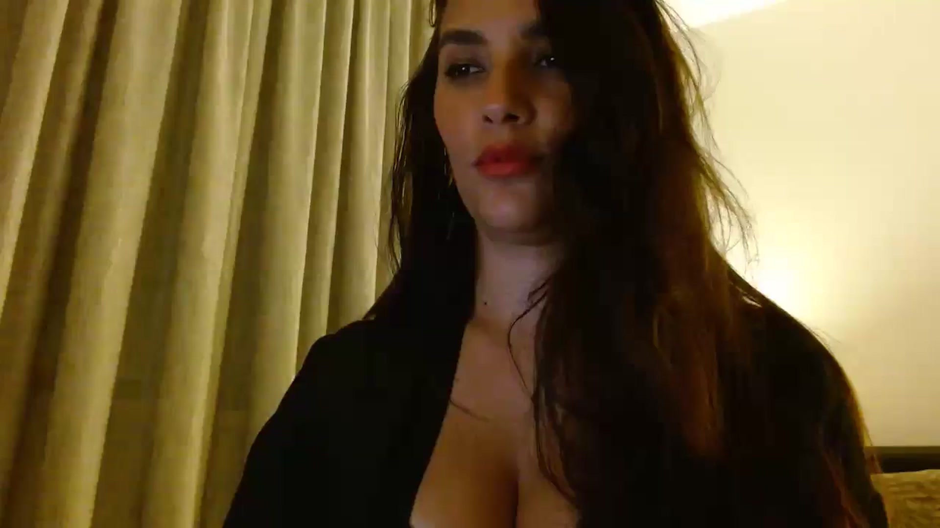 Gallery image thumbnail from HOLY_BRUNE's myfreecams stream on, 05/11/2025, 23:16 image 1 of 20