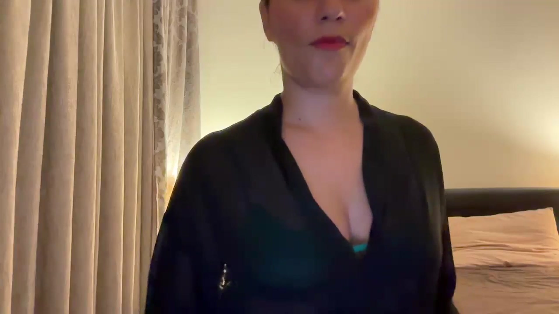 Gallery image thumbnail from HOLY_BRUNE's myfreecams stream on, 06/07/2025, 21:44 image 14 of 20