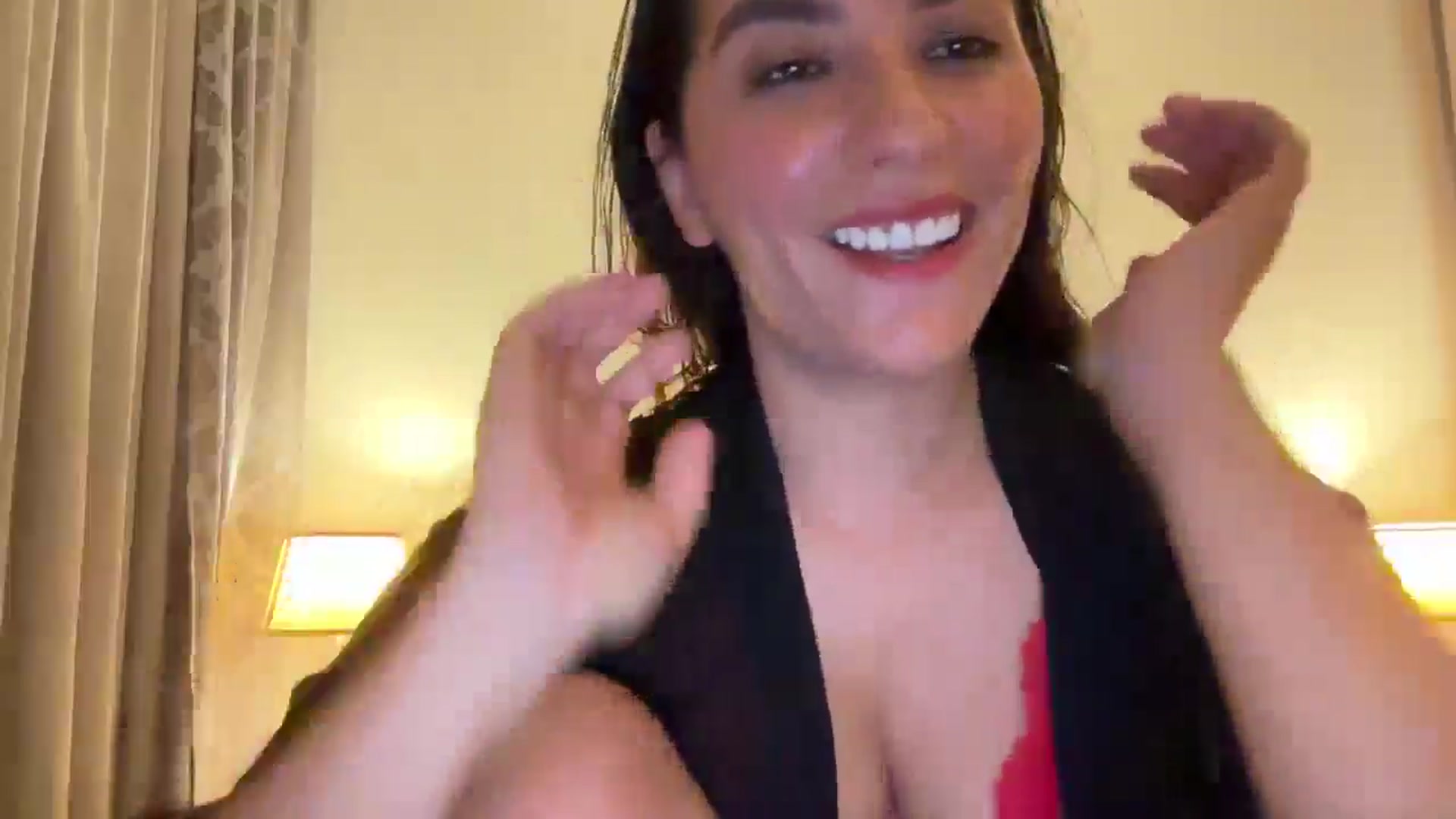 Gallery image thumbnail from HOLY_BRUNE's myfreecams stream on, 06/28/2025, 23:49 image 14 of 20
