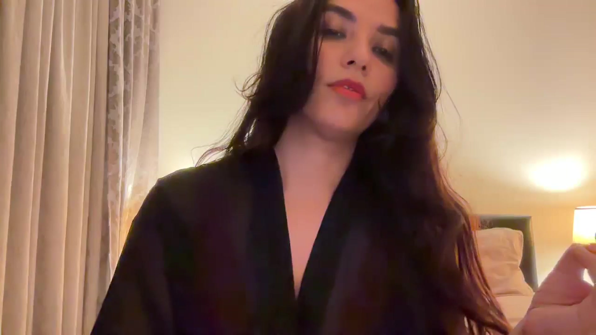 Gallery image thumbnail from HOLY_BRUNE's myfreecams stream on, 06/29/2025, 24:34 image 5 of 20