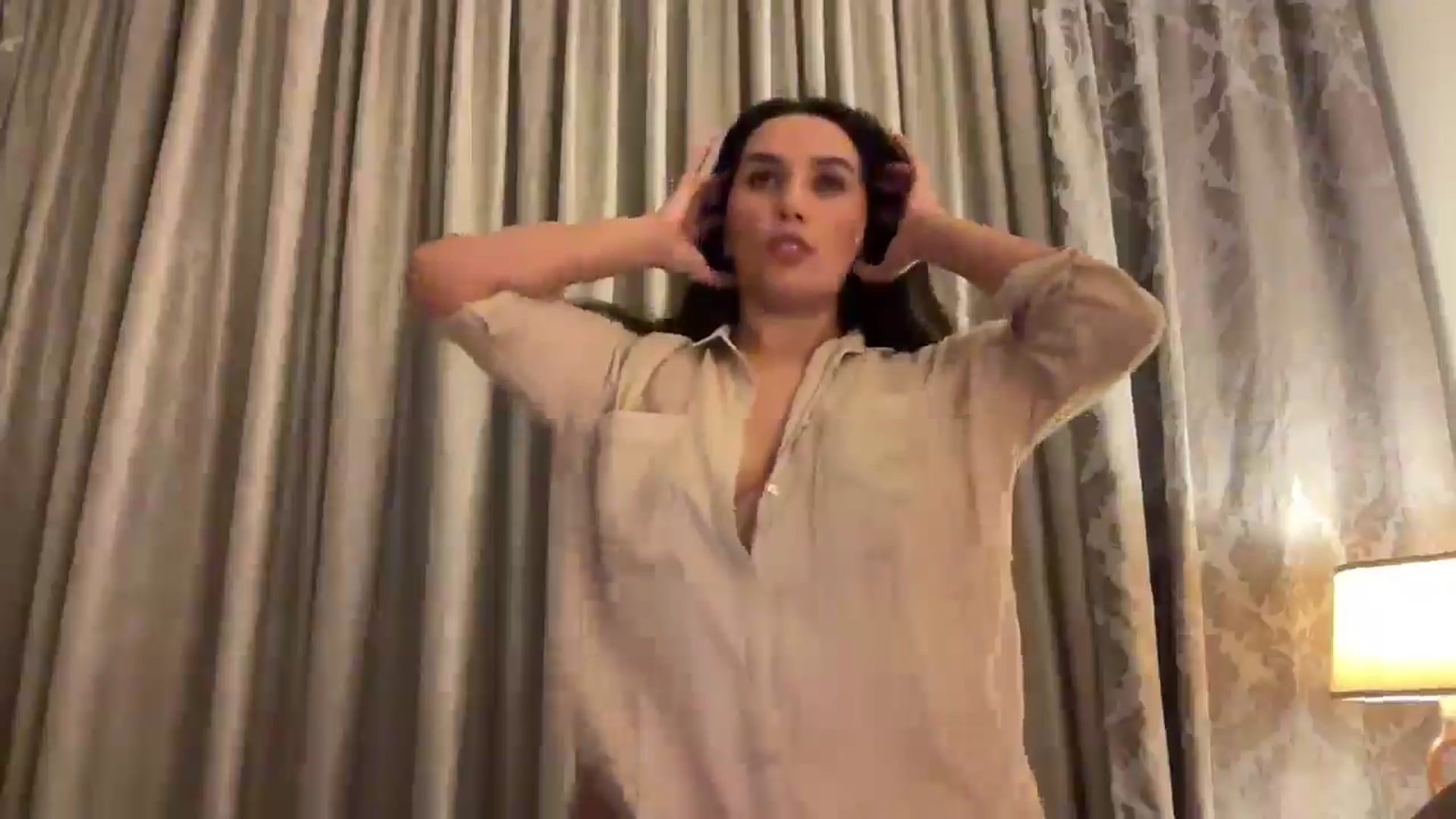 Gallery image thumbnail from HOLY_BRUNE's myfreecams stream on, 07/05/2025, 24:03 image 18 of 20