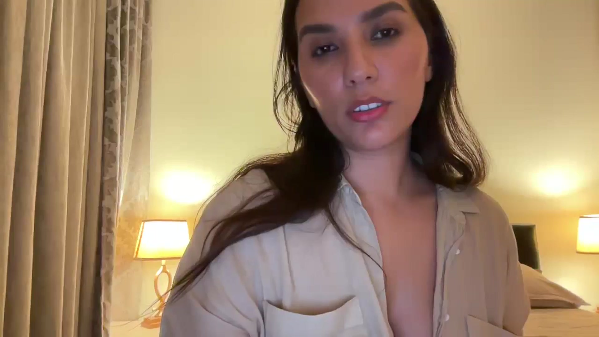 Gallery image thumbnail from HOLY_BRUNE's myfreecams stream on, 07/05/2025, 01:14 image 7 of 20