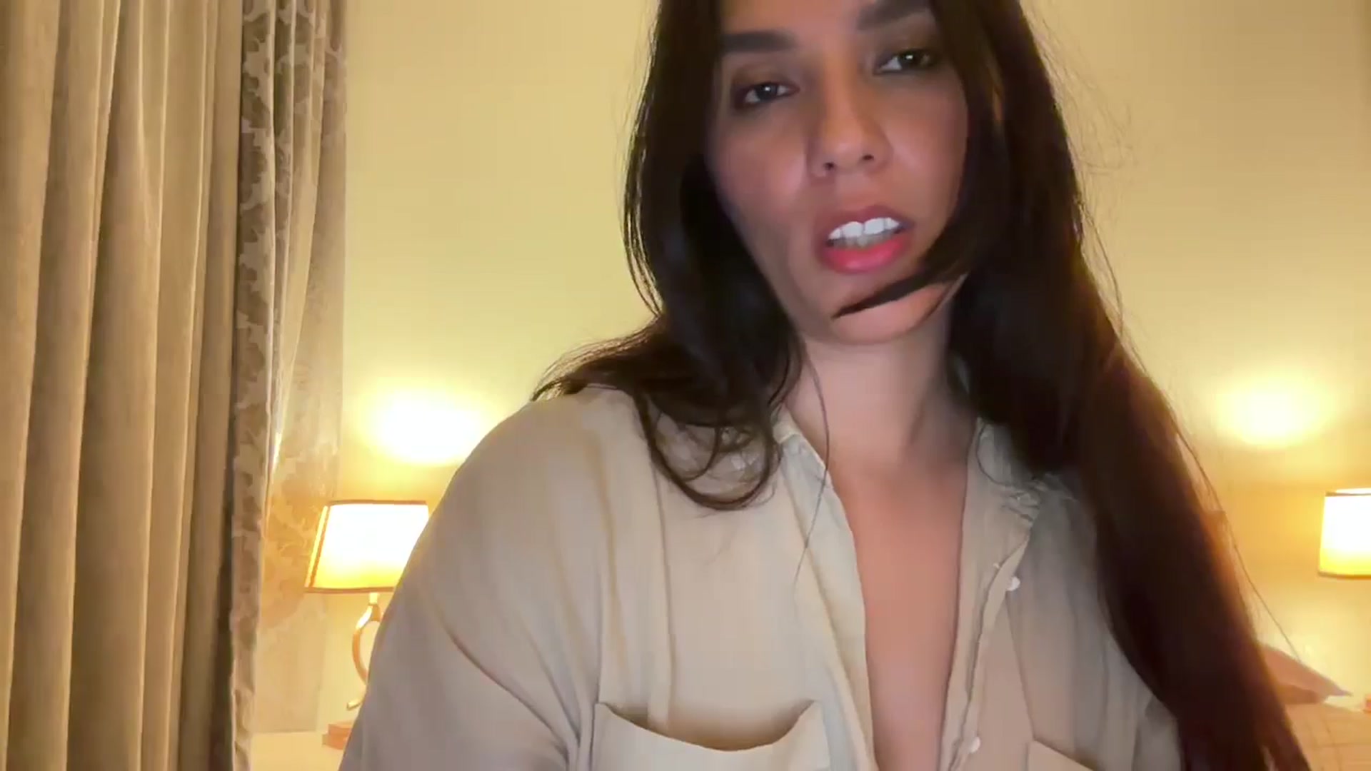 Gallery image thumbnail from HOLY_BRUNE's myfreecams stream on, 07/05/2025, 01:14 image 8 of 20