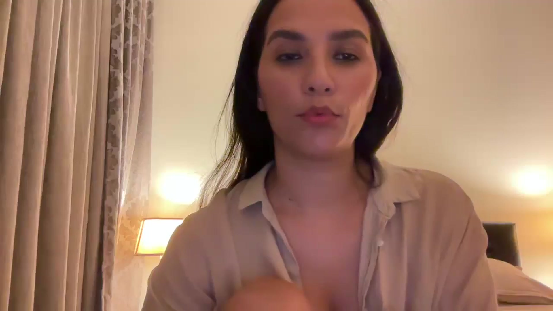 Gallery image thumbnail from HOLY_BRUNE's myfreecams stream on, 07/05/2025, 01:14 image 19 of 20