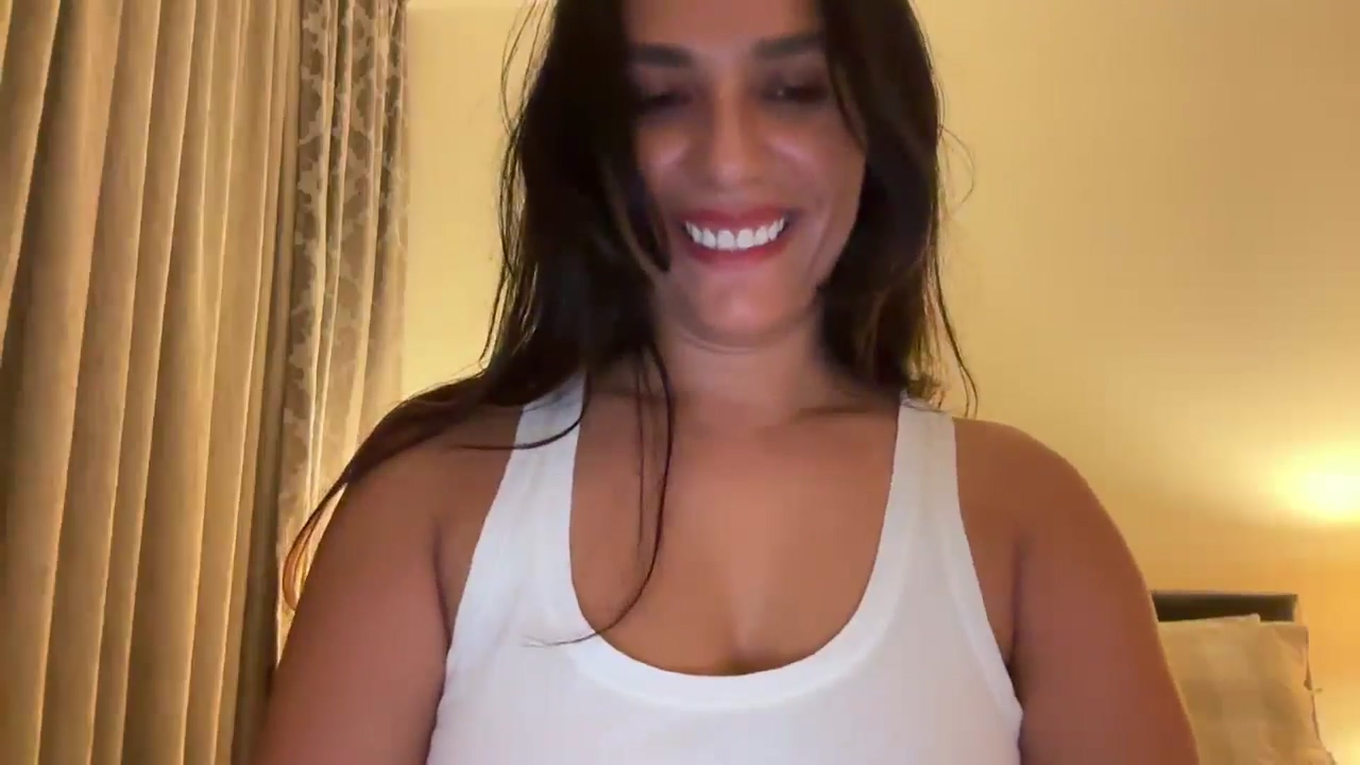 Gallery image thumbnail from HOLY_BRUNE's myfreecams stream on, 07/06/2025, 24:56 image 7 of 20