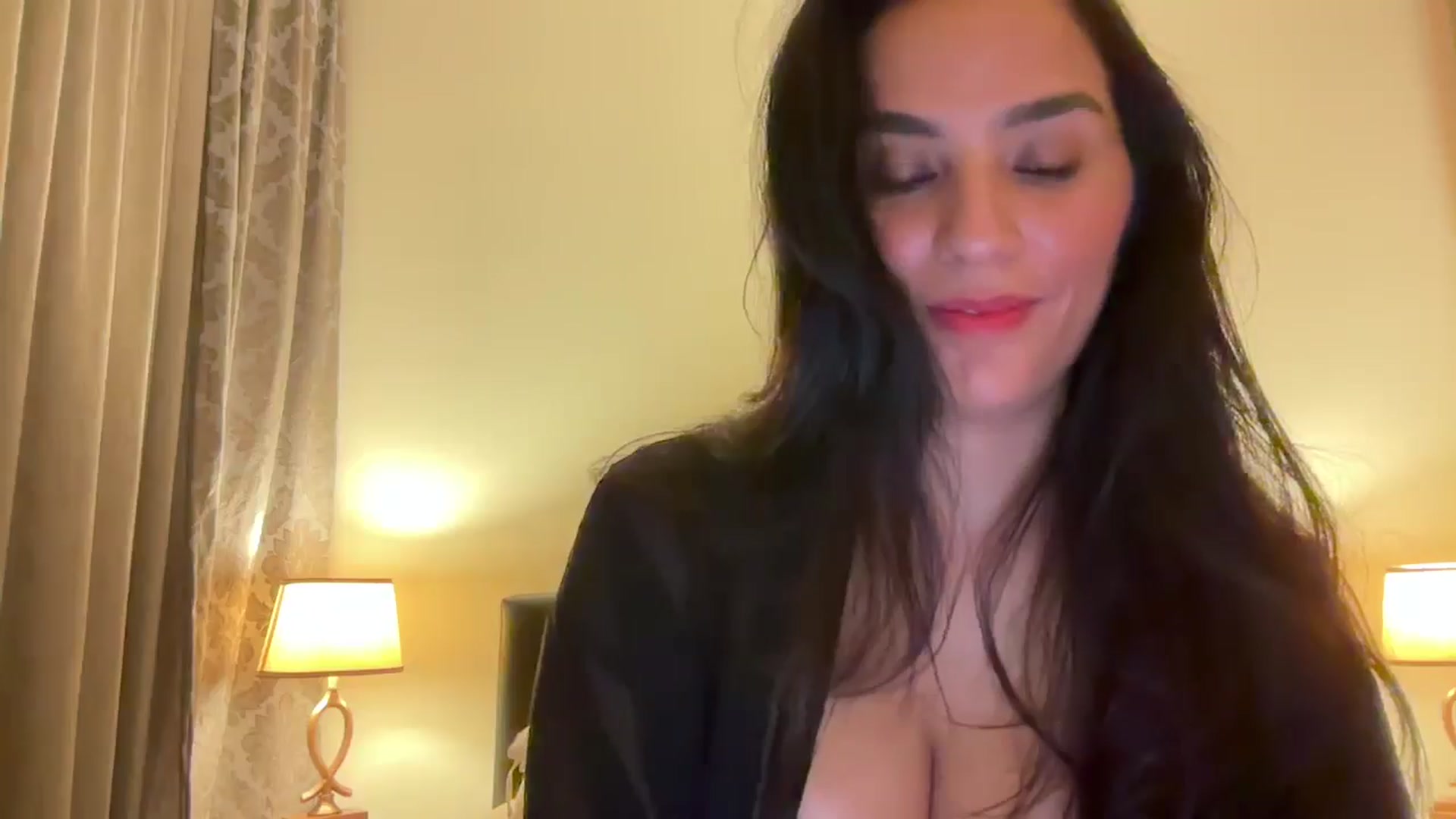 Gallery image thumbnail from HOLY_BRUNE's myfreecams stream on, 07/11/2025, 01:25 image 15 of 20