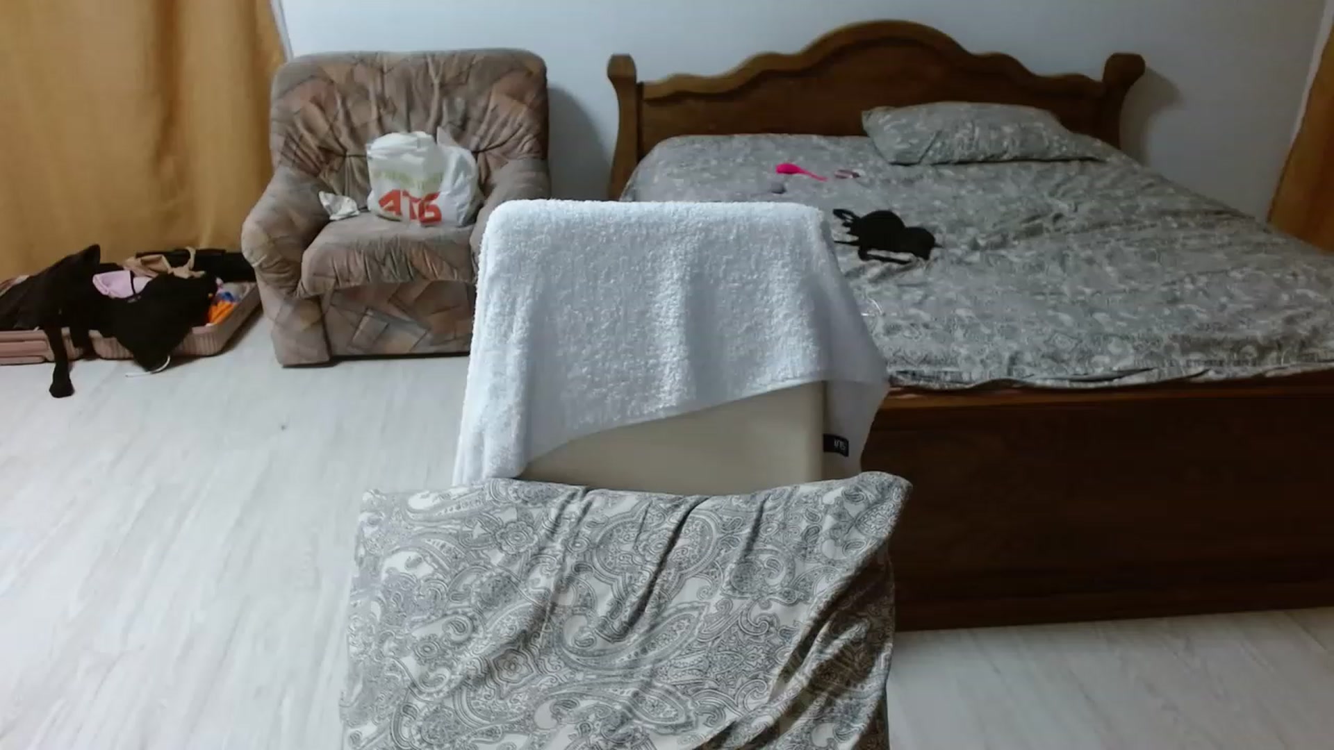 Gallery image thumbnail from HORNYGIRL___'s myfreecams stream on, 09/08/2023, 19:43 image 13 of 20