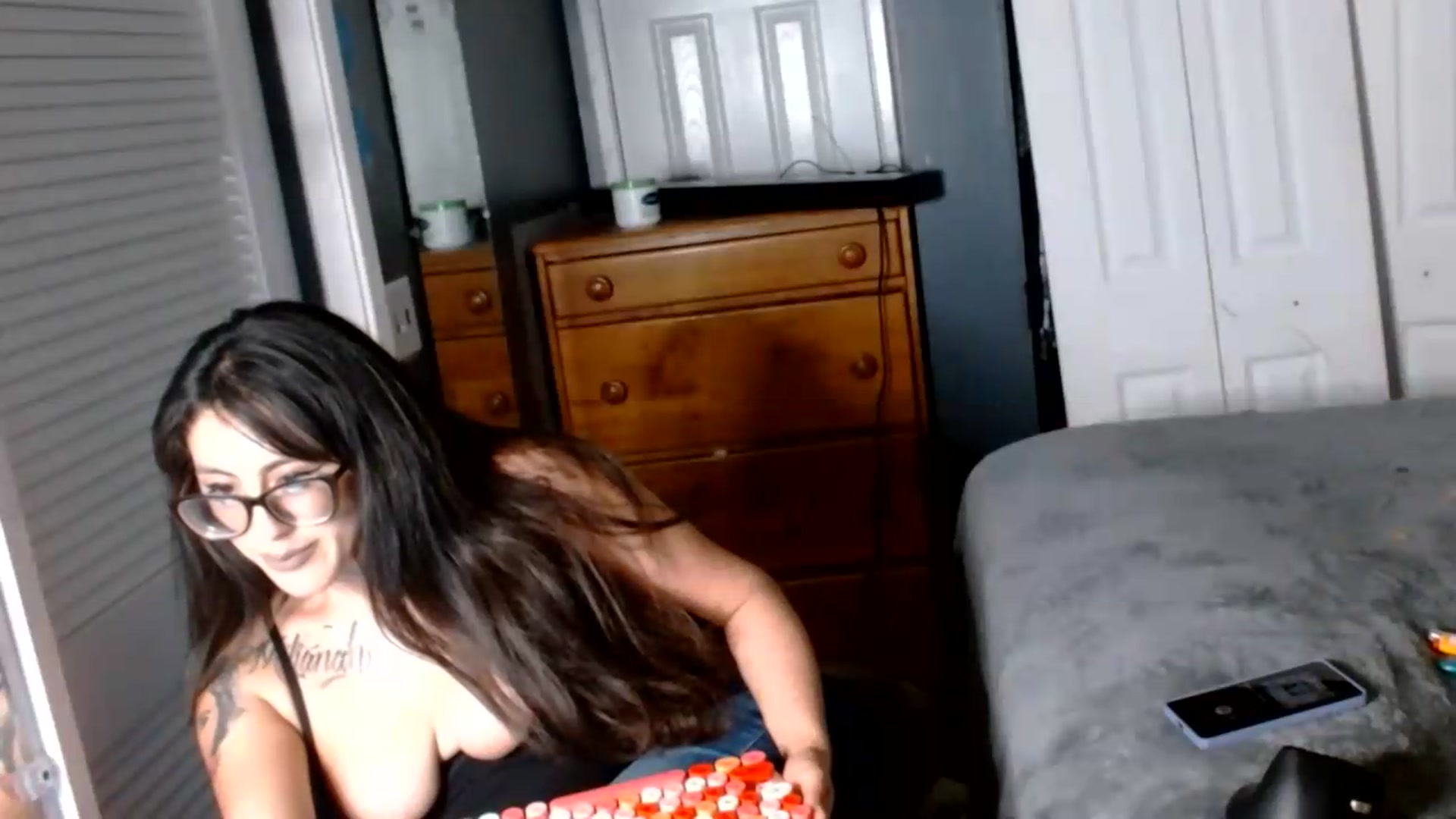 Gallery image thumbnail from HOTTT_XXXWIFE's myfreecams stream on, 08/16/2026, 11:44 image 14 of 20