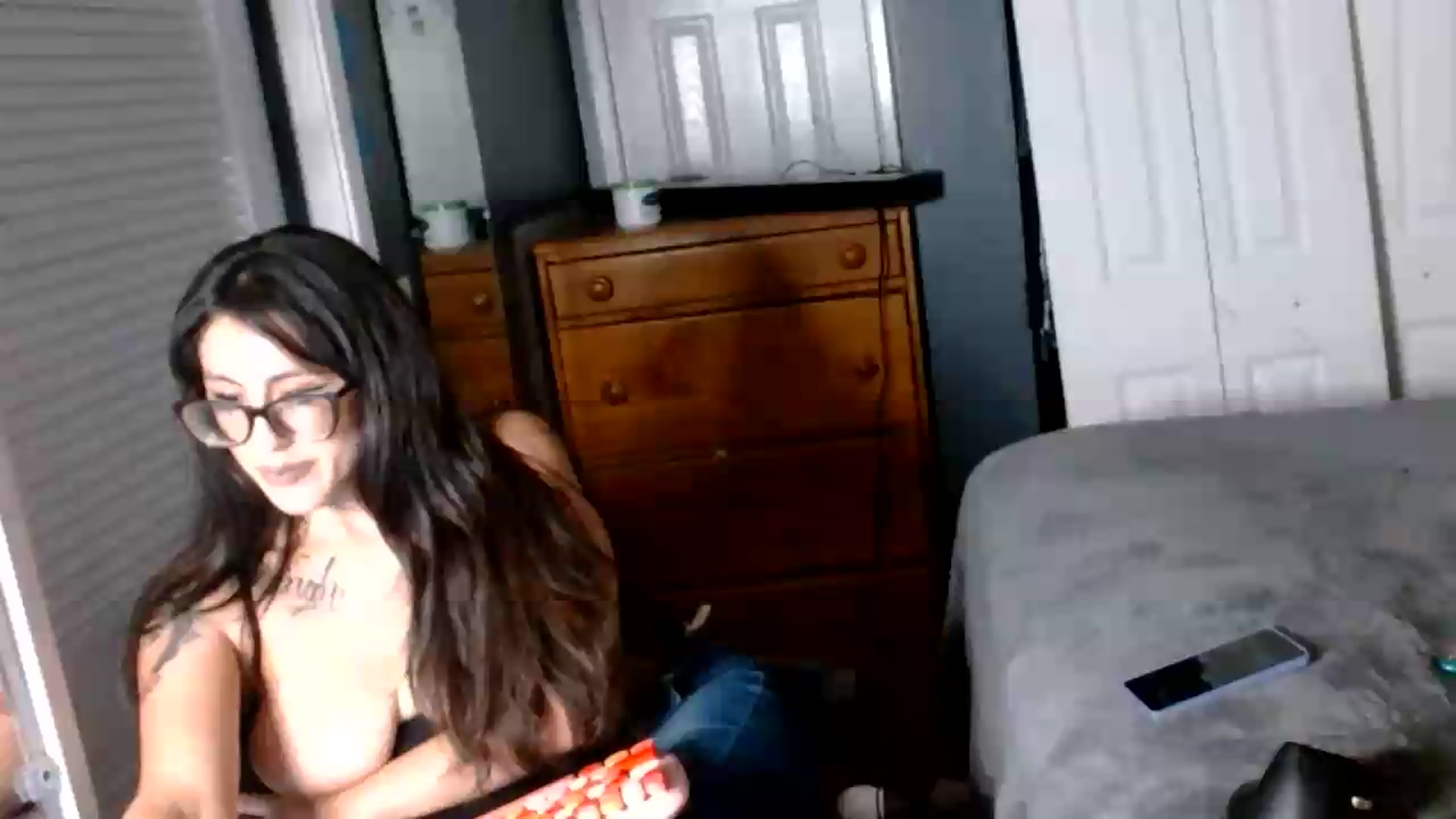 Gallery image thumbnail from HOTTT_XXXWIFE's myfreecams stream on, 08/16/2026, 11:44 image 1 of 20