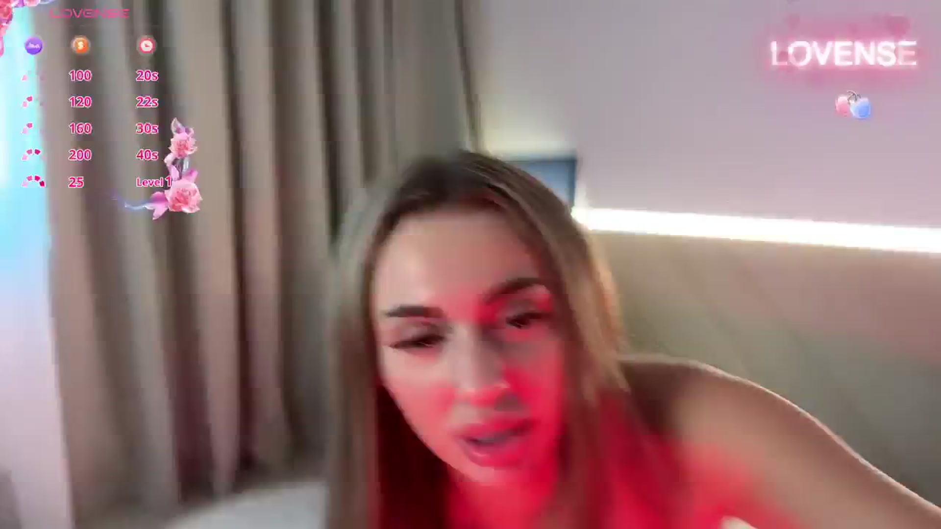 Gallery image thumbnail from HOTT_SELENA's myfreecams stream on, 04/13/2026, 06:15 image 13 of 20