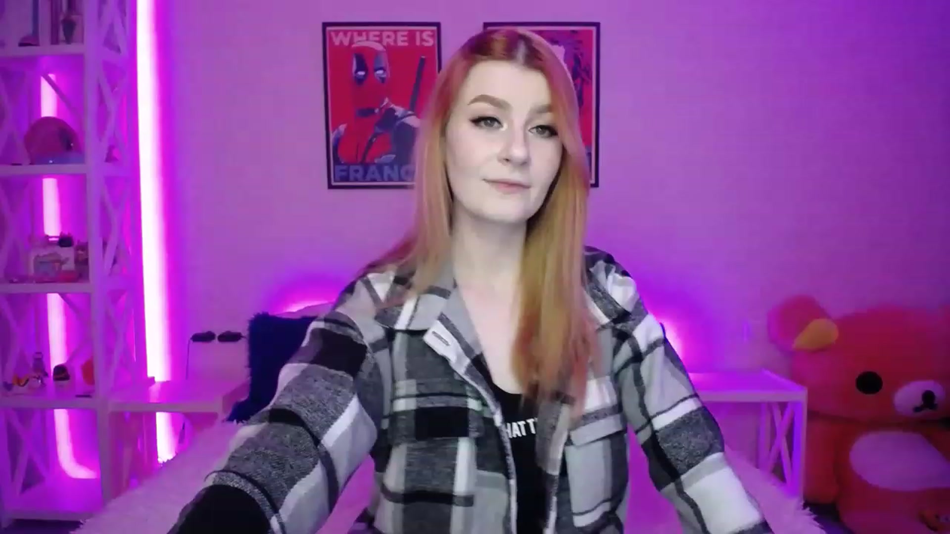 Gallery image thumbnail from HOWERGIRL's myfreecams stream on, 03/18/2023, 21:00 image 1 of 20