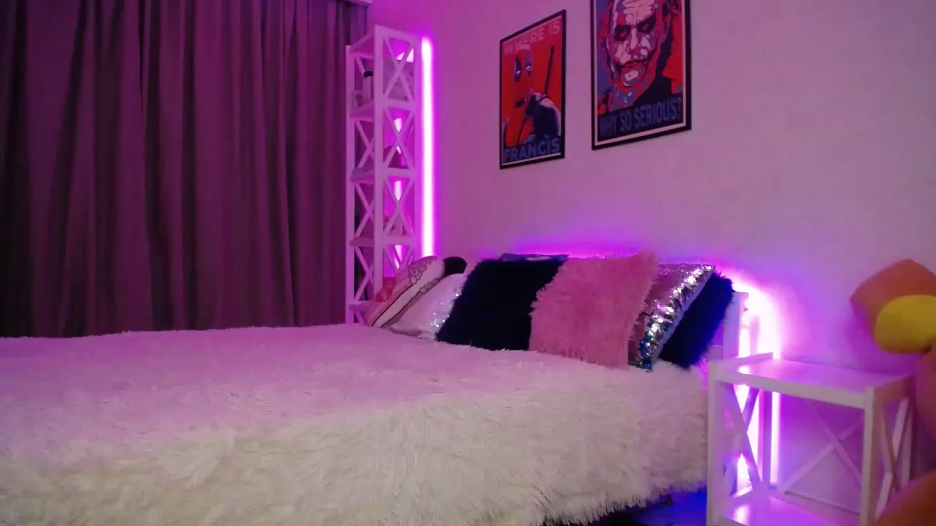 Gallery image thumbnail from HOWERGIRL's myfreecams stream on, 06/24/2023, 18:43 image 5 of 20