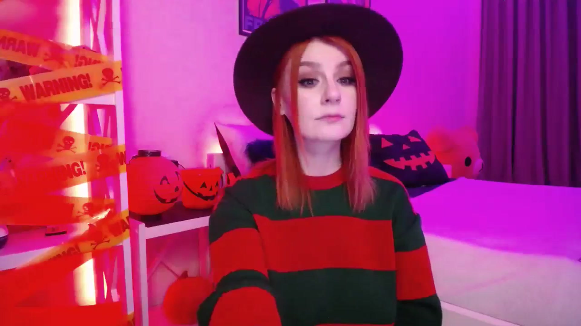 Gallery image thumbnail from HOWERGIRL's myfreecams stream on, 10/24/2023, 19:32 image 14 of 20