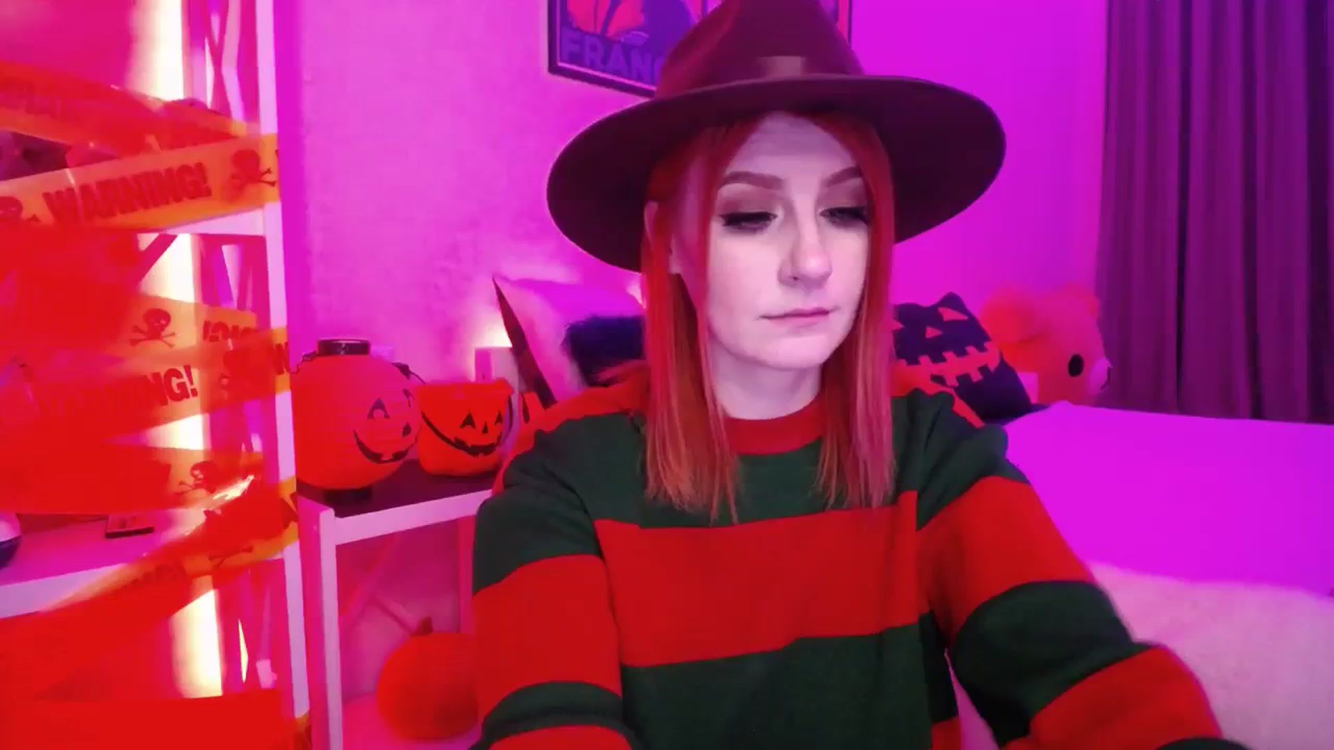 Gallery image thumbnail from HOWERGIRL's myfreecams stream on, 10/24/2023, 19:32 image 16 of 20