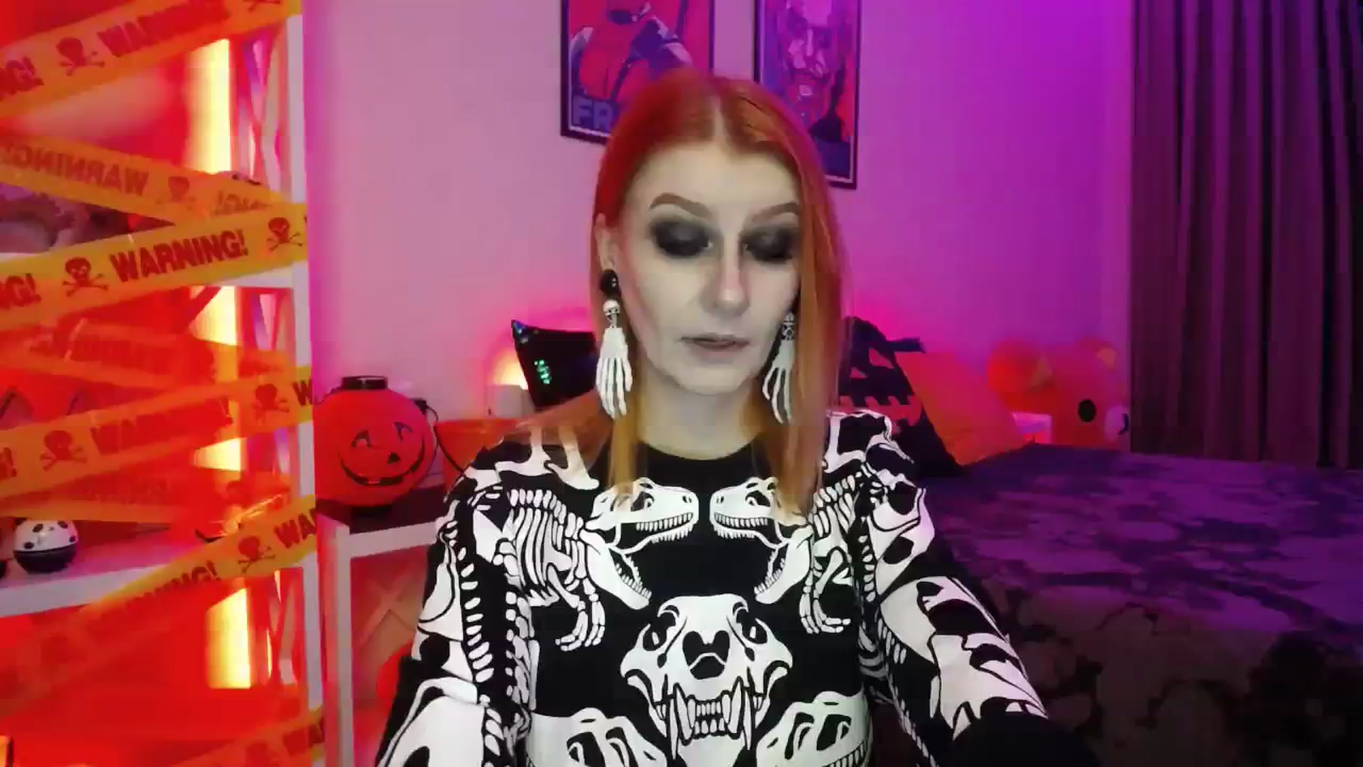 Gallery image thumbnail from HOWERGIRL's myfreecams stream on, 10/31/2023, 19:20 image 1 of 20