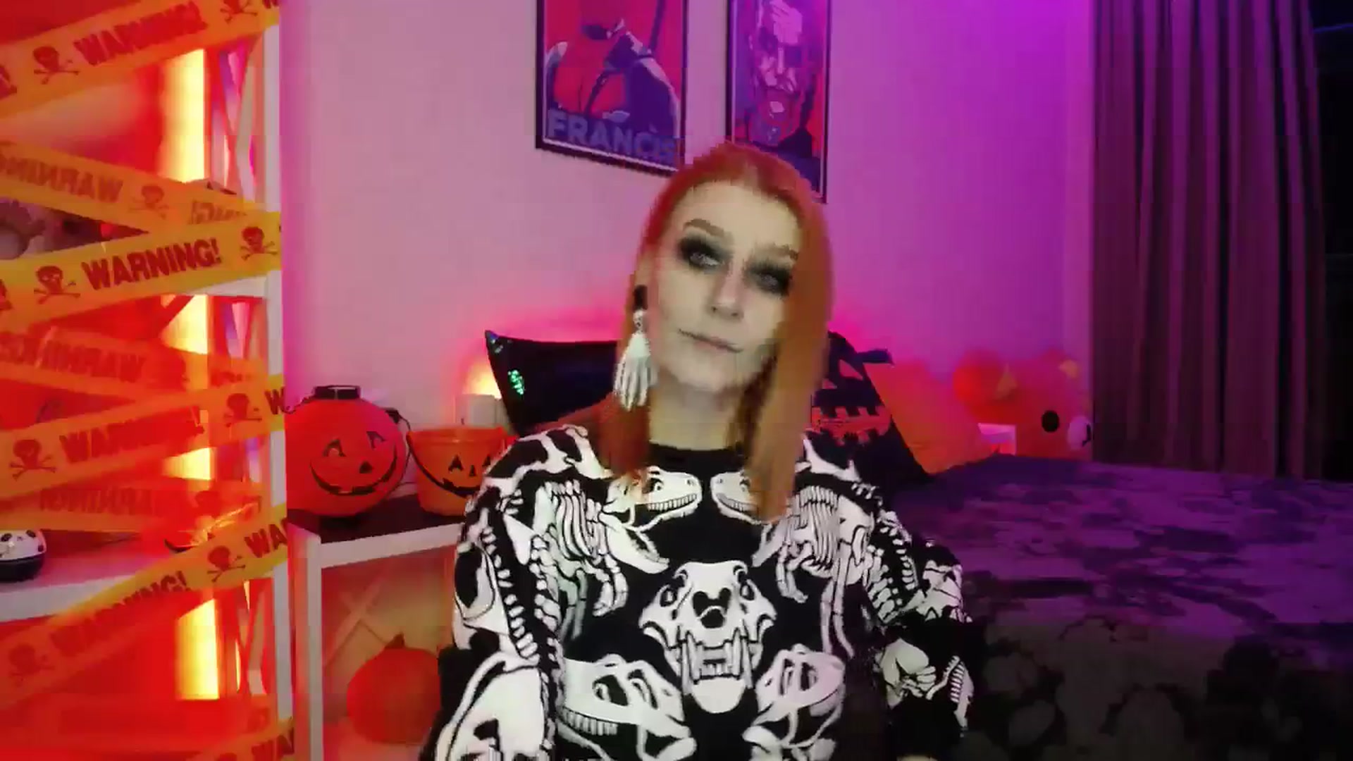 Gallery image thumbnail from HOWERGIRL's myfreecams stream on, 10/31/2023, 19:20 image 3 of 20