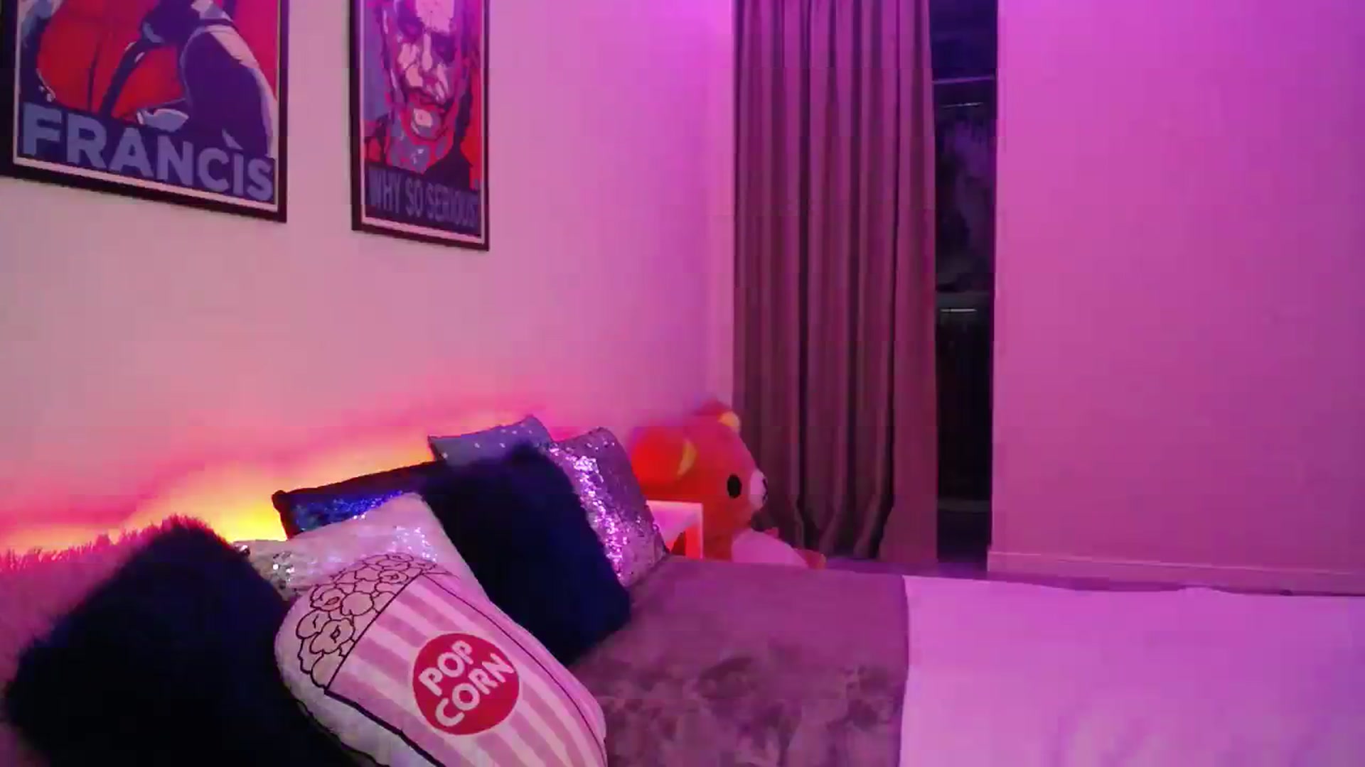 Gallery image thumbnail from HOWERGIRL's myfreecams stream on, 11/03/2023, 20:14 image 12 of 20
