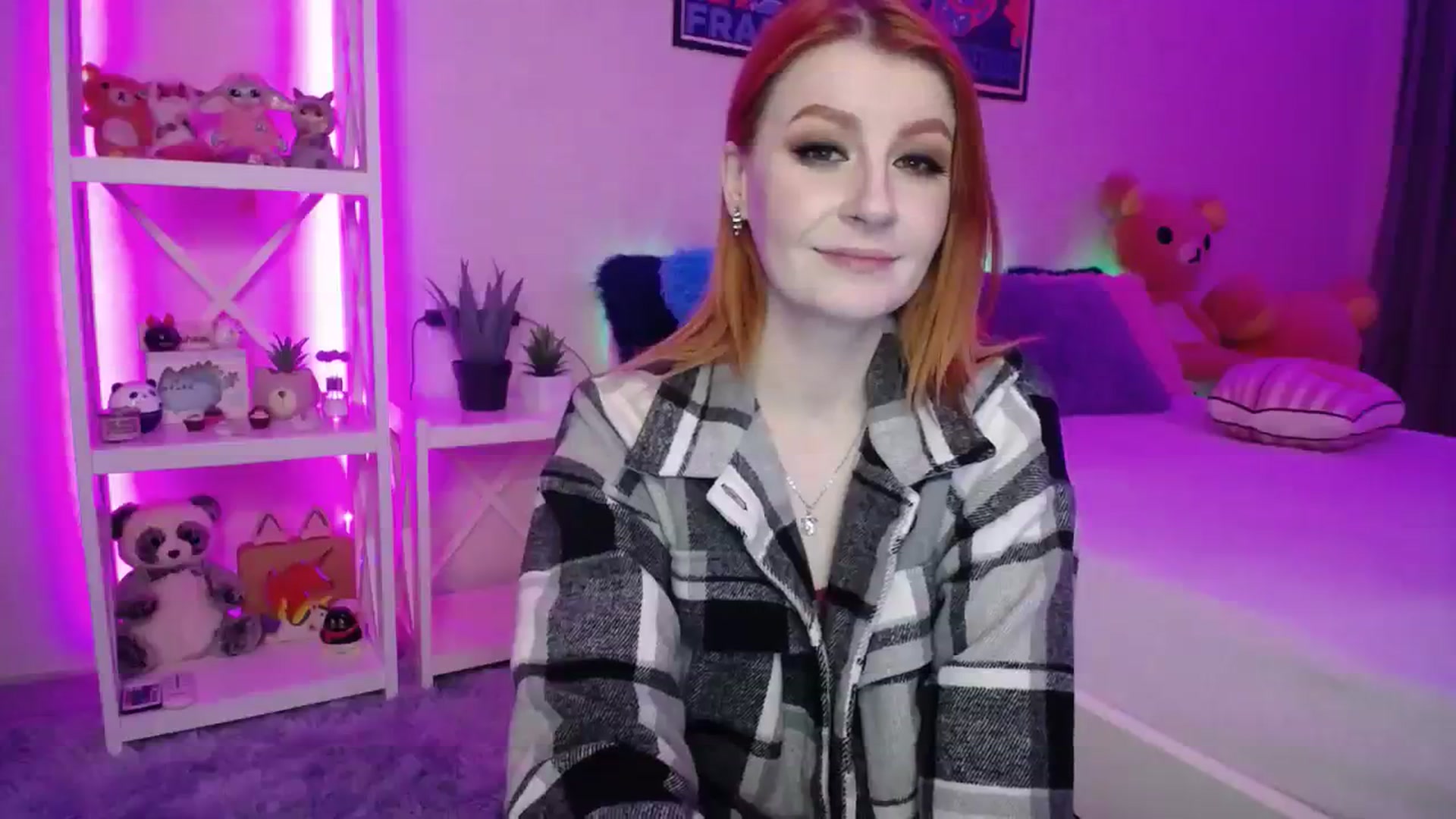 Gallery image thumbnail from HOWERGIRL's myfreecams stream on, 03/23/2024, 20:00 image 14 of 20