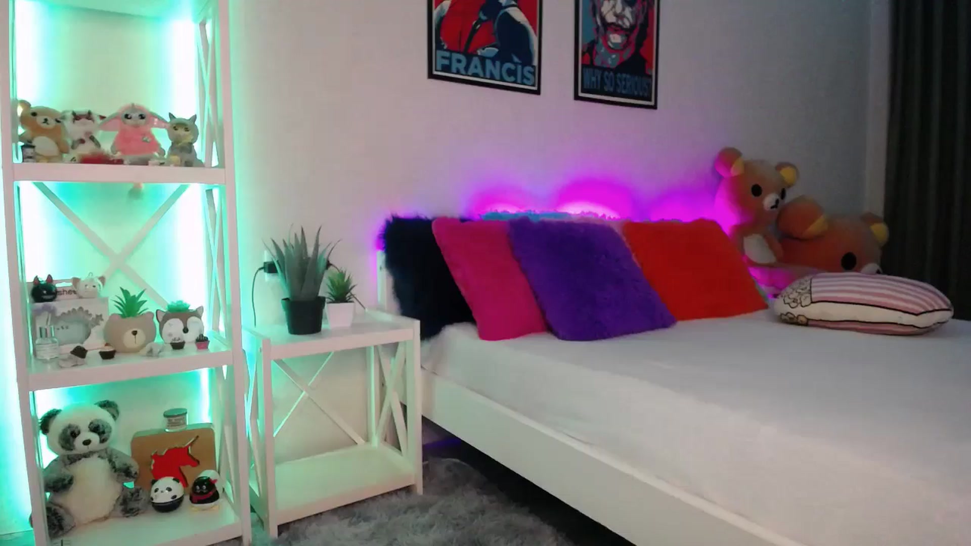 Gallery image thumbnail from HOWERGIRL's myfreecams stream on, 04/24/2024, 18:12 image 15 of 20