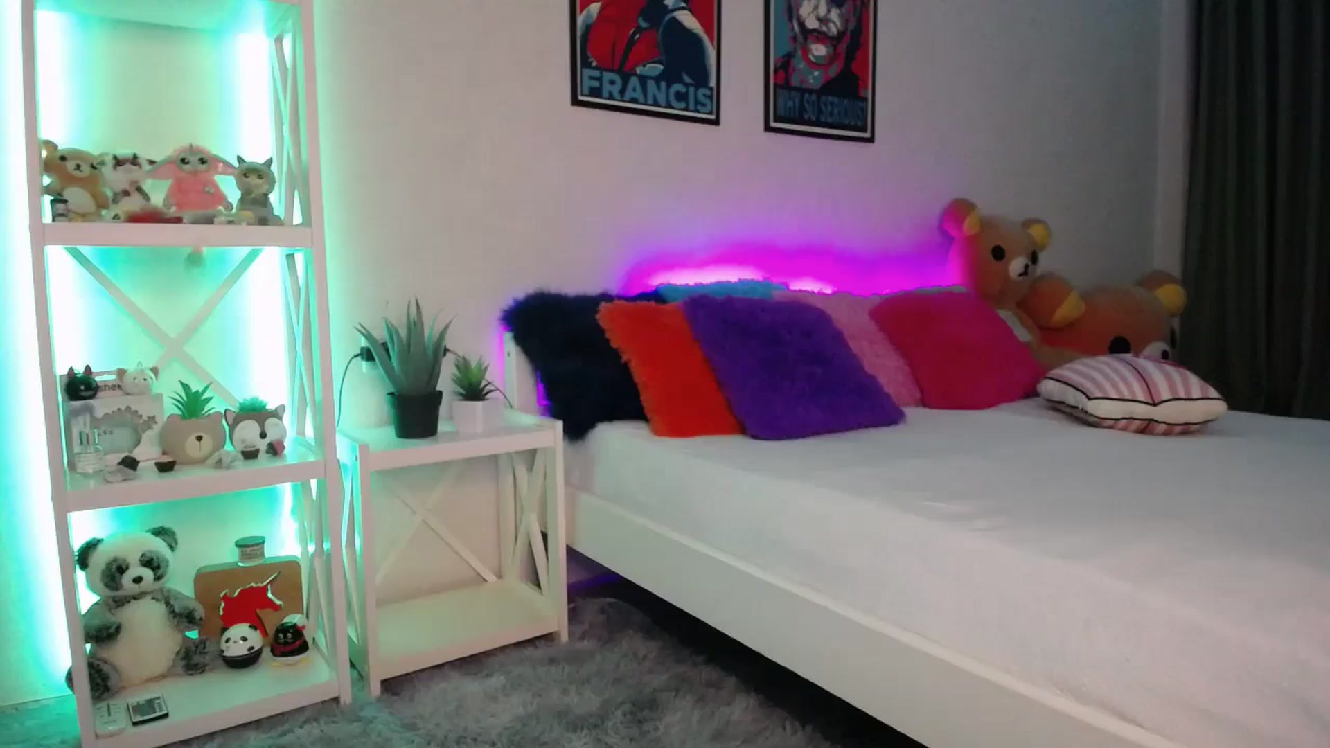 Gallery image thumbnail from HOWERGIRL's myfreecams stream on, 04/27/2024, 19:34 image 4 of 20