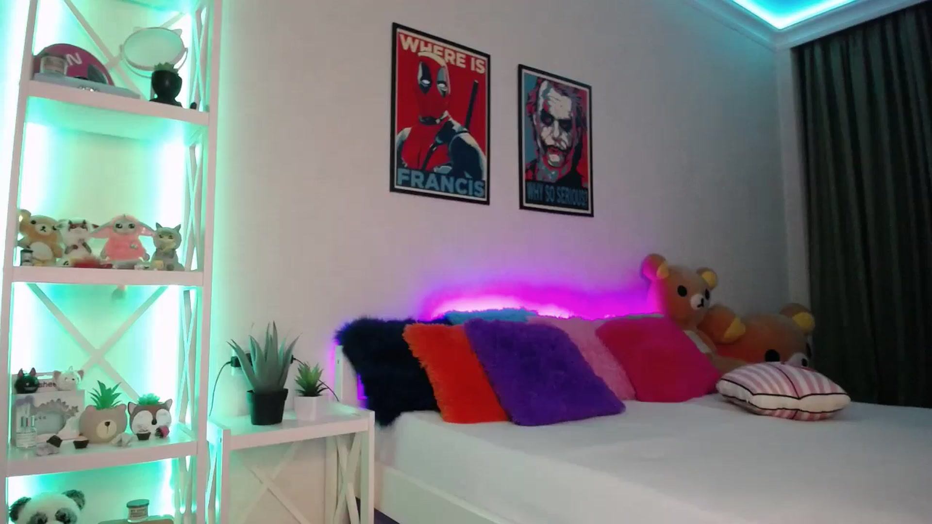 Gallery image thumbnail from HOWERGIRL's myfreecams stream on, 04/27/2024, 19:34 image 15 of 20