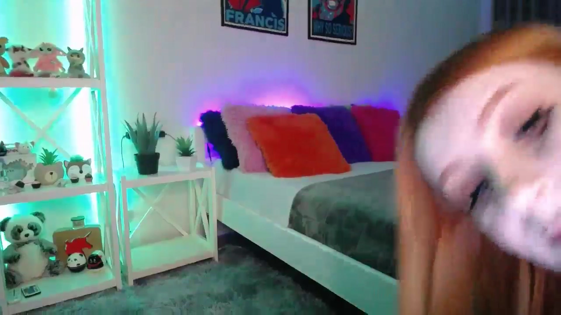 Gallery image thumbnail from HOWERGIRL's myfreecams stream on, 05/03/2024, 19:09 image 19 of 20
