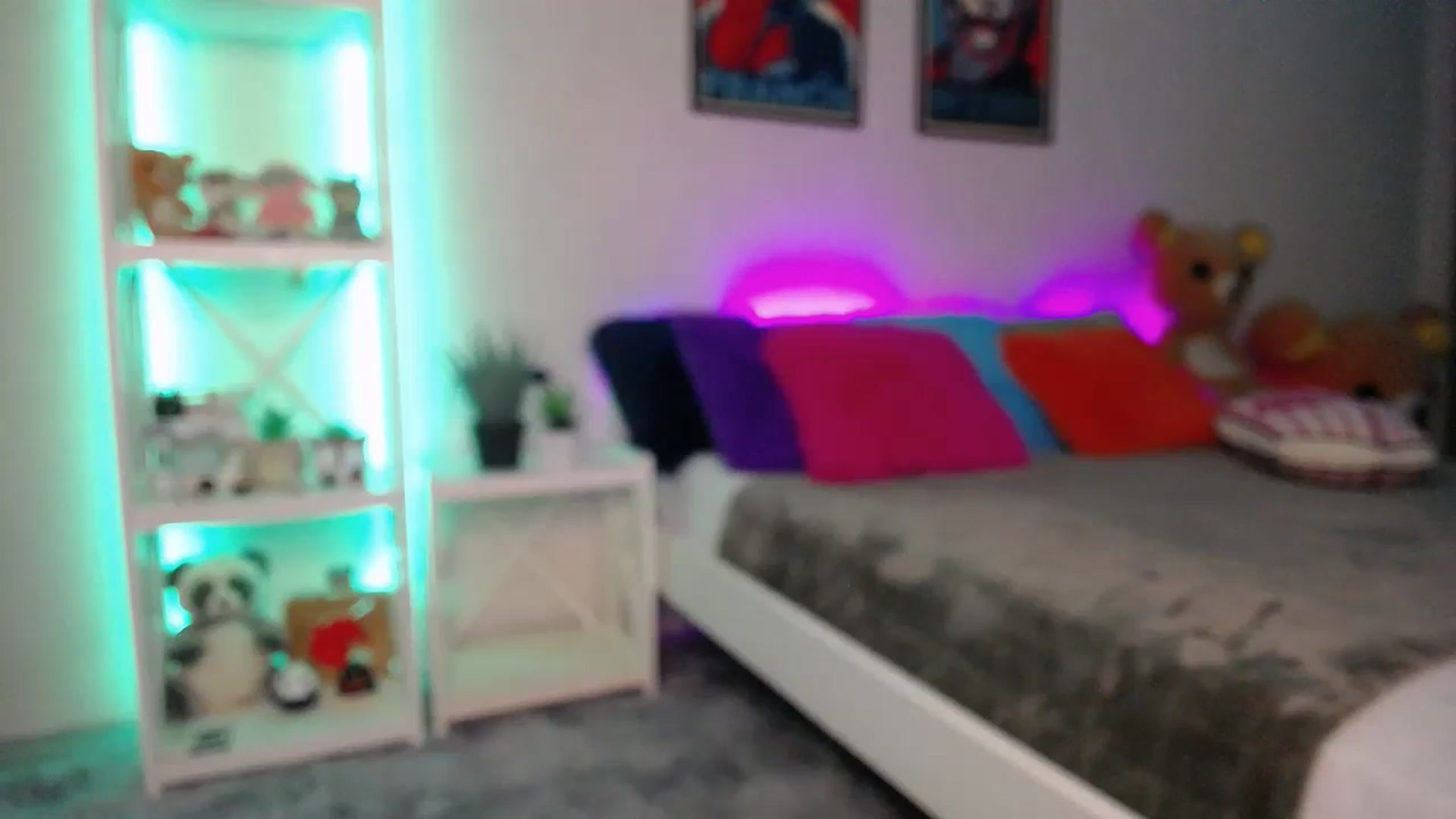 Gallery image thumbnail from HOWERGIRL's myfreecams stream on, 05/25/2024, 16:33 image 13 of 20