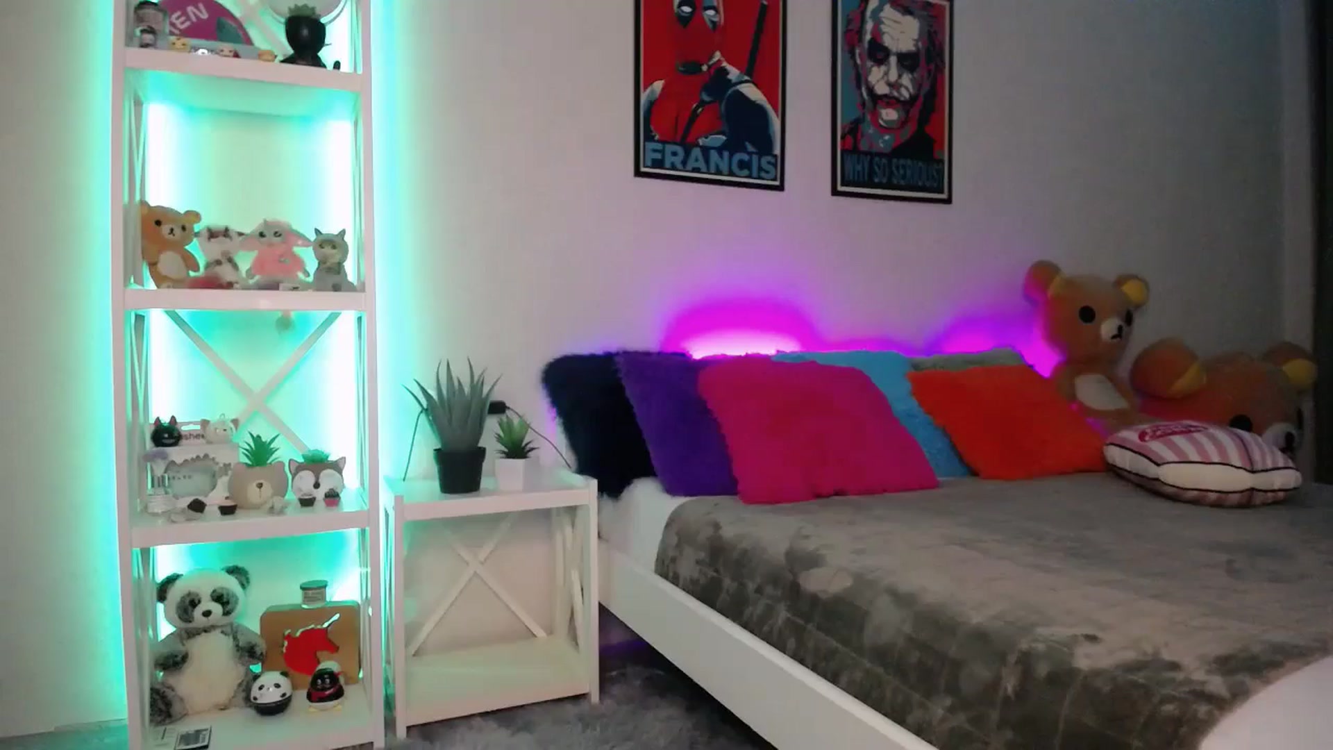 Gallery image thumbnail from HOWERGIRL's myfreecams stream on, 05/25/2024, 16:33 image 6 of 20