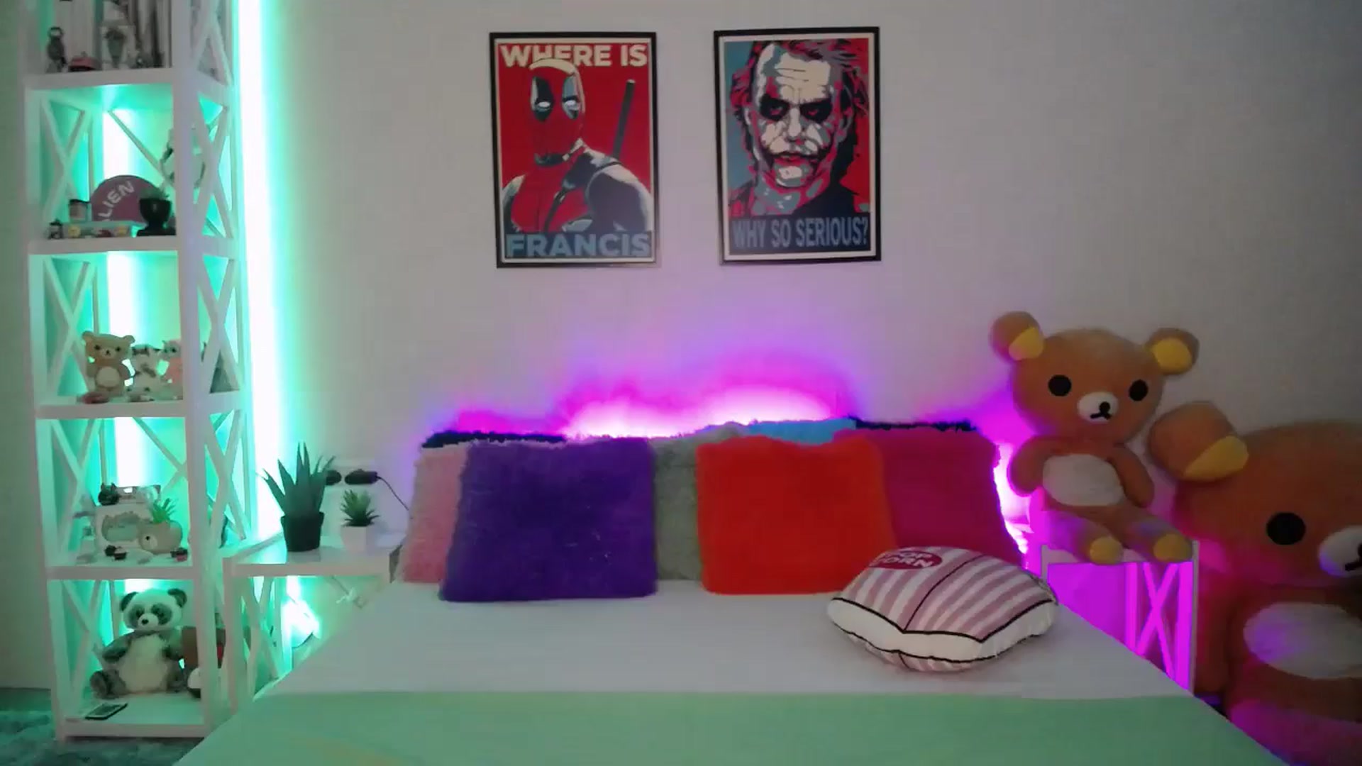 Gallery image thumbnail from HOWERGIRL's myfreecams stream on, 06/16/2024, 16:50 image 13 of 20