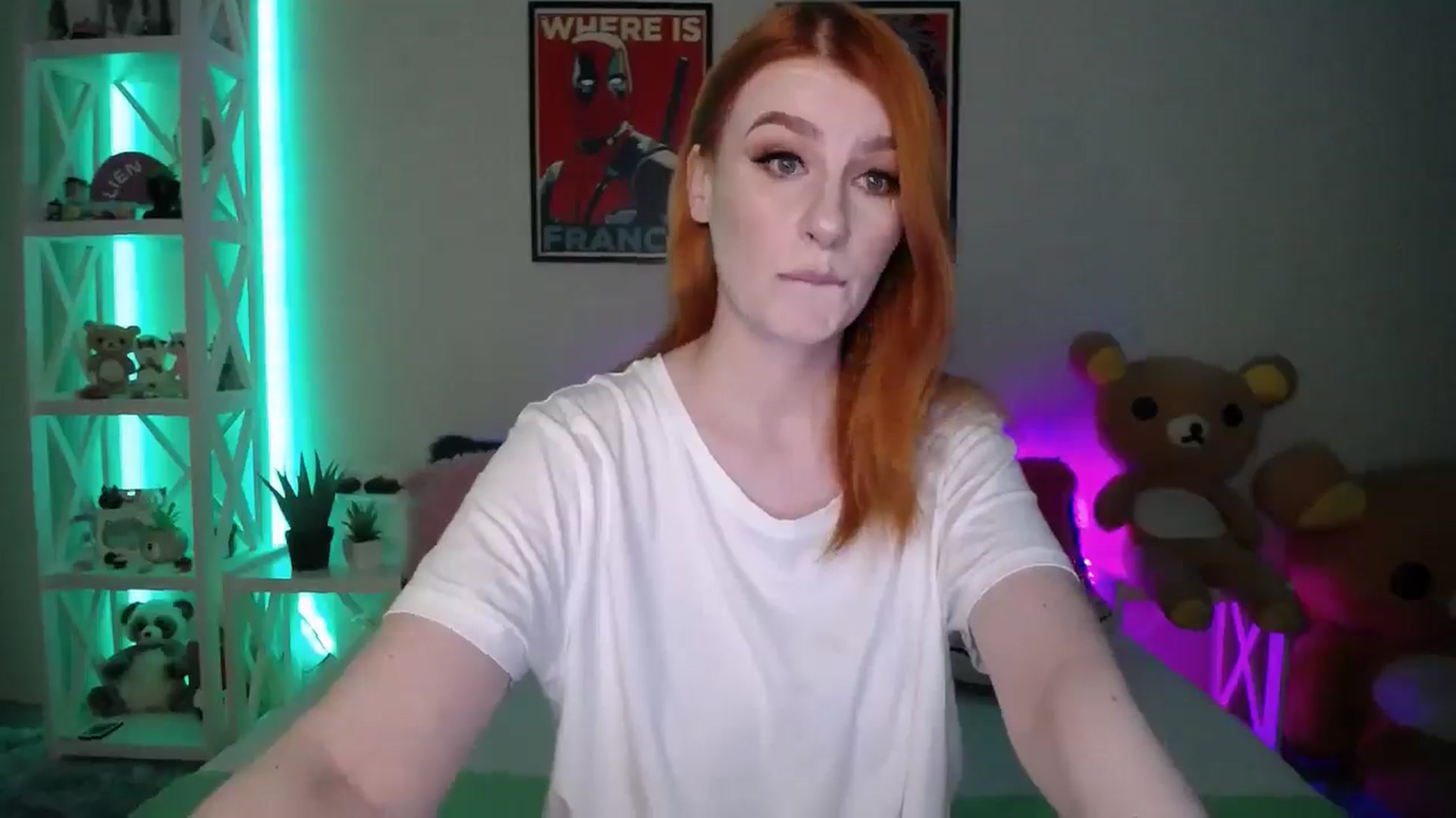 Gallery image thumbnail from HOWERGIRL's myfreecams stream on, 06/22/2024, 16:11 image 15 of 20