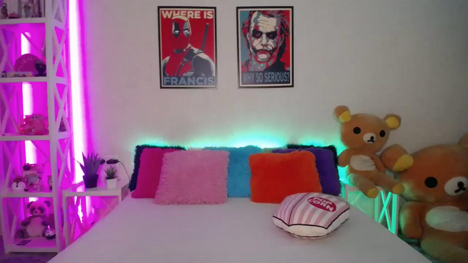 Gallery image thumbnail from HOWERGIRL's myfreecams stream on, 07/21/2024, 16:47 image 15 of 20