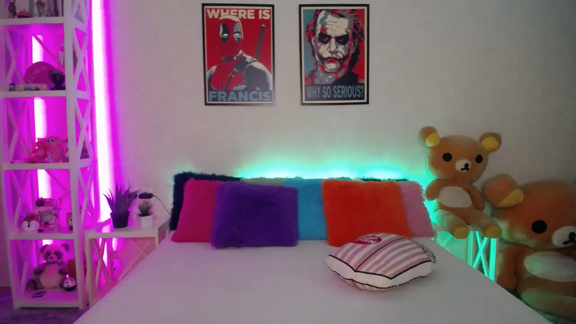 Gallery image thumbnail from HOWERGIRL's myfreecams stream on, 07/25/2024, 17:57 image 8 of 20